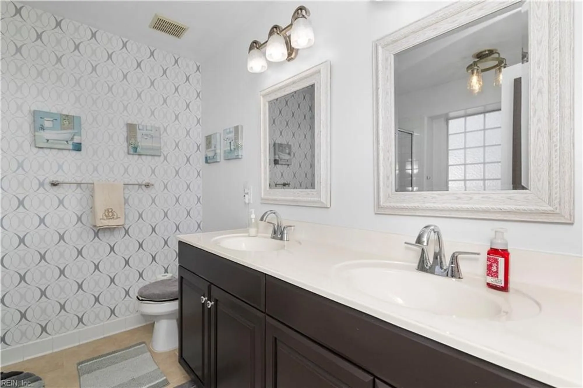 Property Slideshow image 33 of 45 | 1134 alexandria ln, Chesapeake, VA, 23320