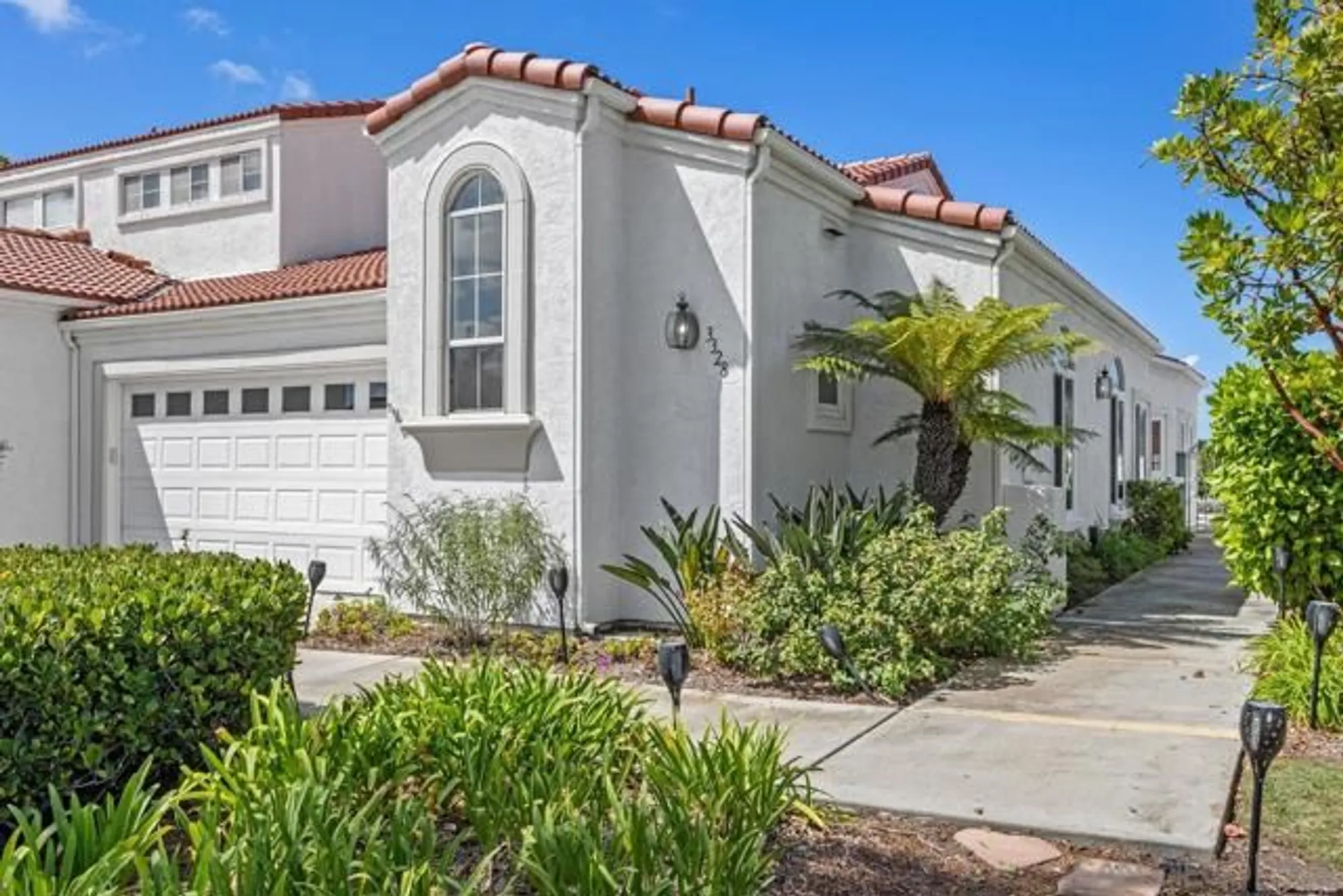 Property Slideshow image 6 of 45 | 3328 malta way, Oceanside, CA, 92056