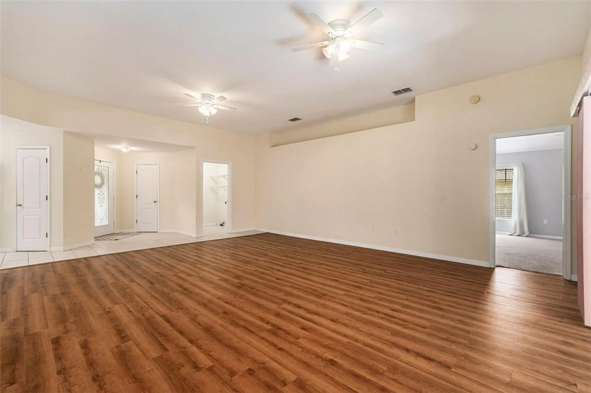 Property Slideshow image 5 of 39 | 29418 schinnecock hills ln, San Antonio, FL, 33576