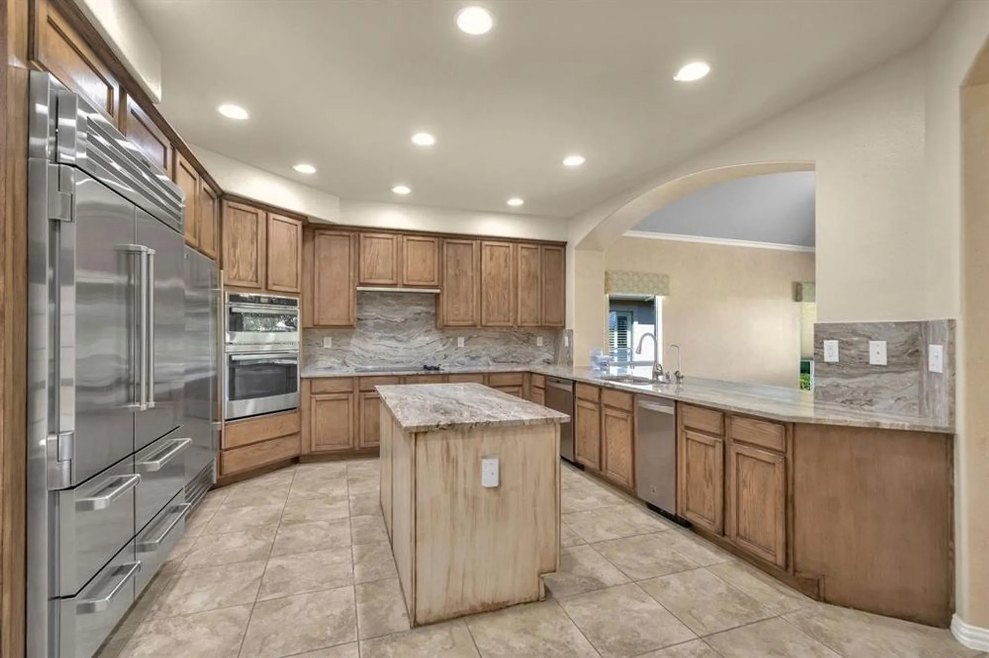 Property Slideshow image 11 of 34 | 9009 gardenia dr, Denton, TX, 76207