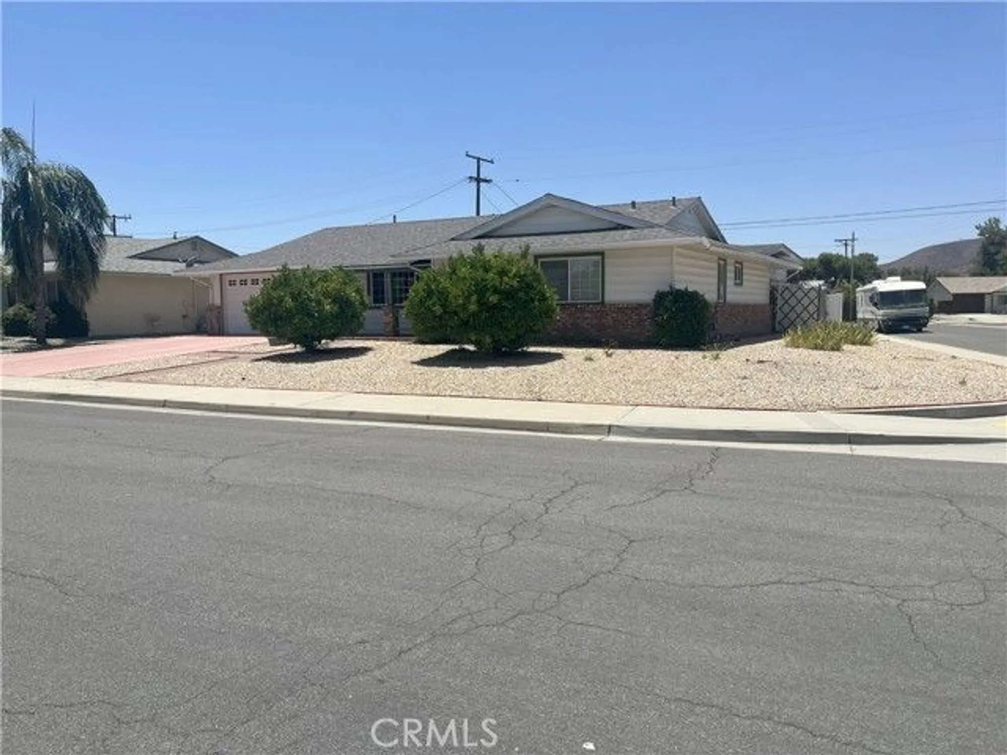 Property Slideshow image 2 of 19 | 28957 glen oaks dr, Menifee, CA, 92586