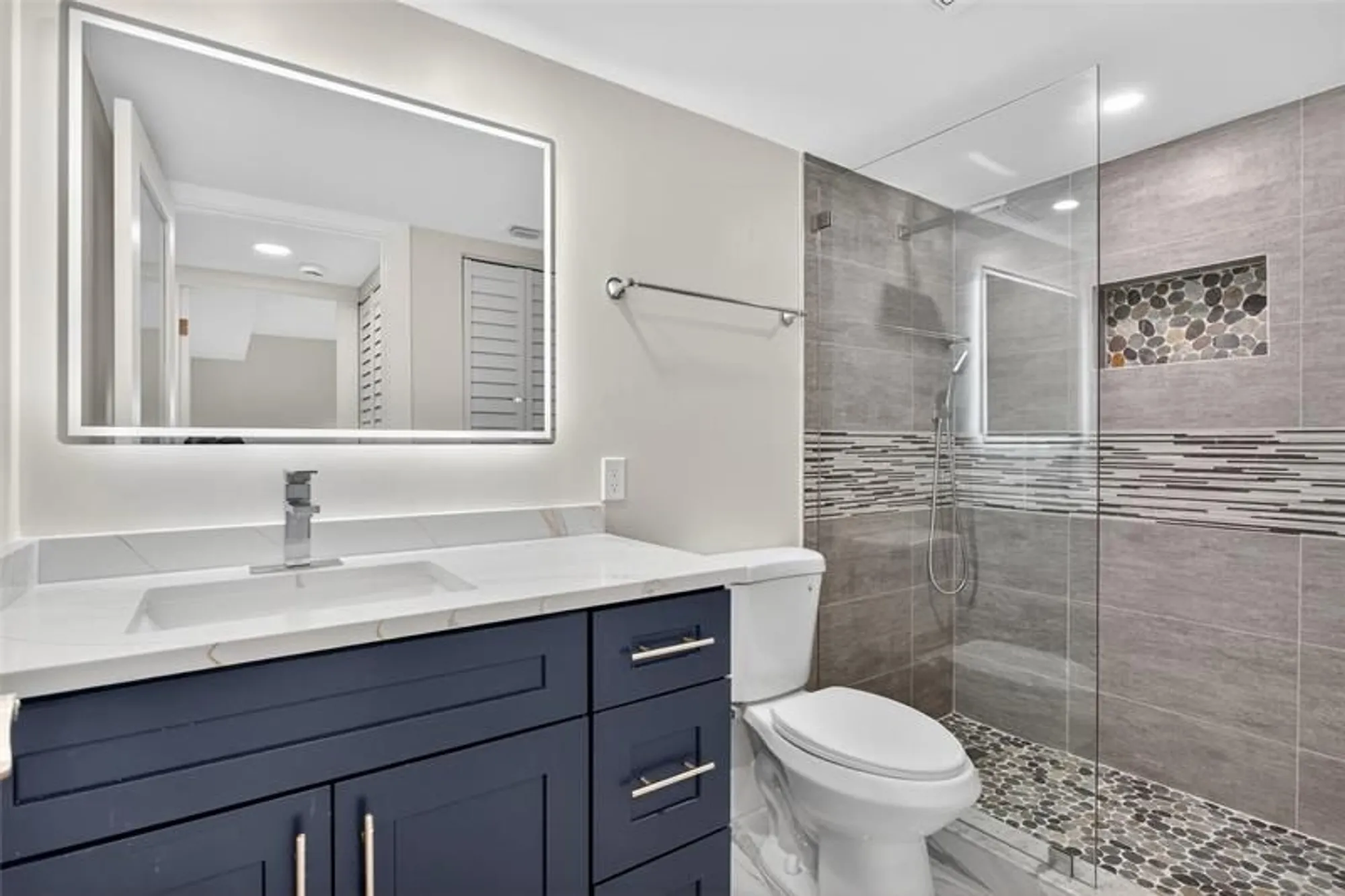 Property Slideshow image 40 of 83 | 3303 aruba way o4, Coconut Creek, FL, 33066