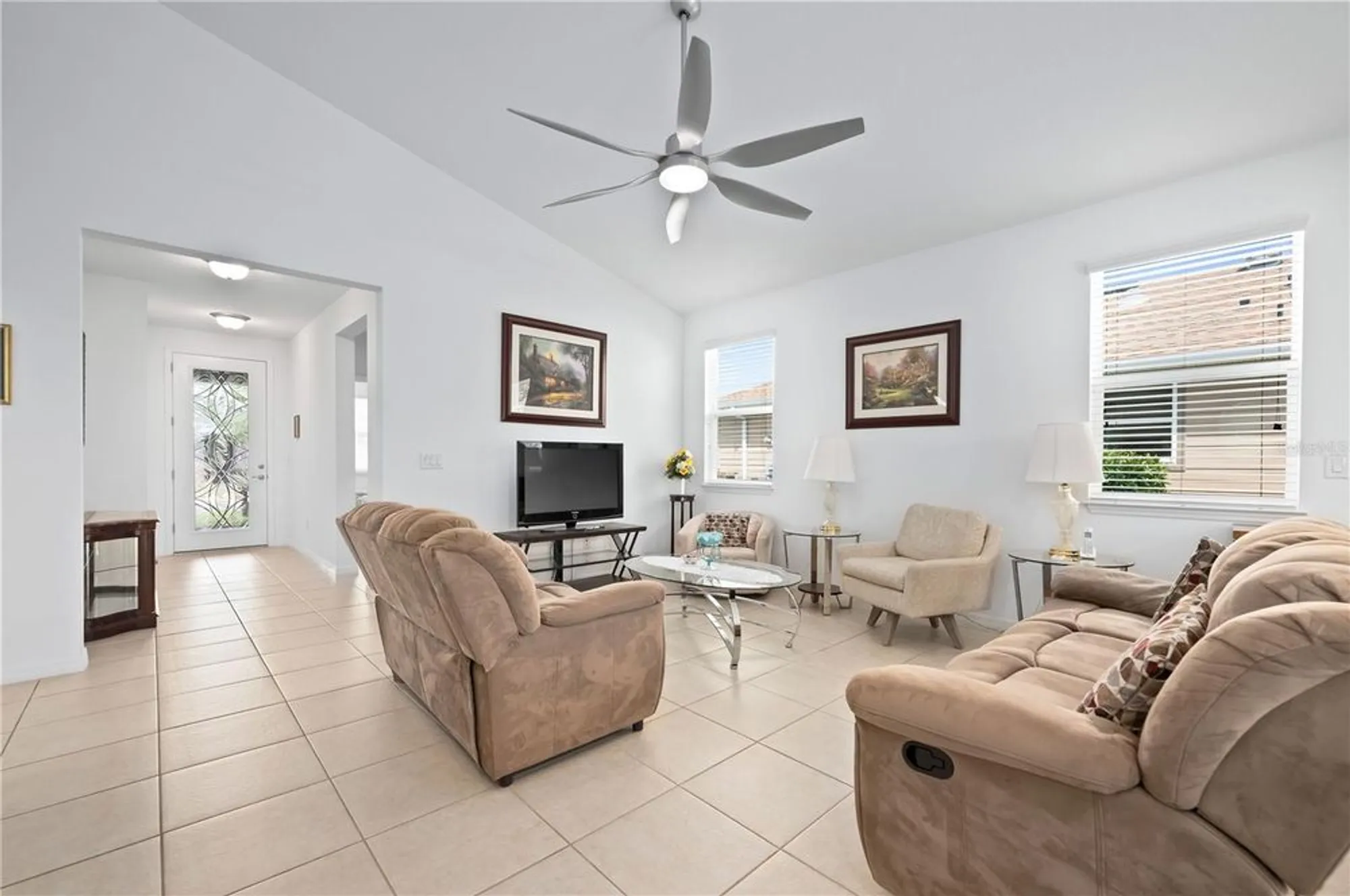 Property Slideshow image 4 of 66 | 5610 nw 37th lane rd, Ocala, FL, 34482