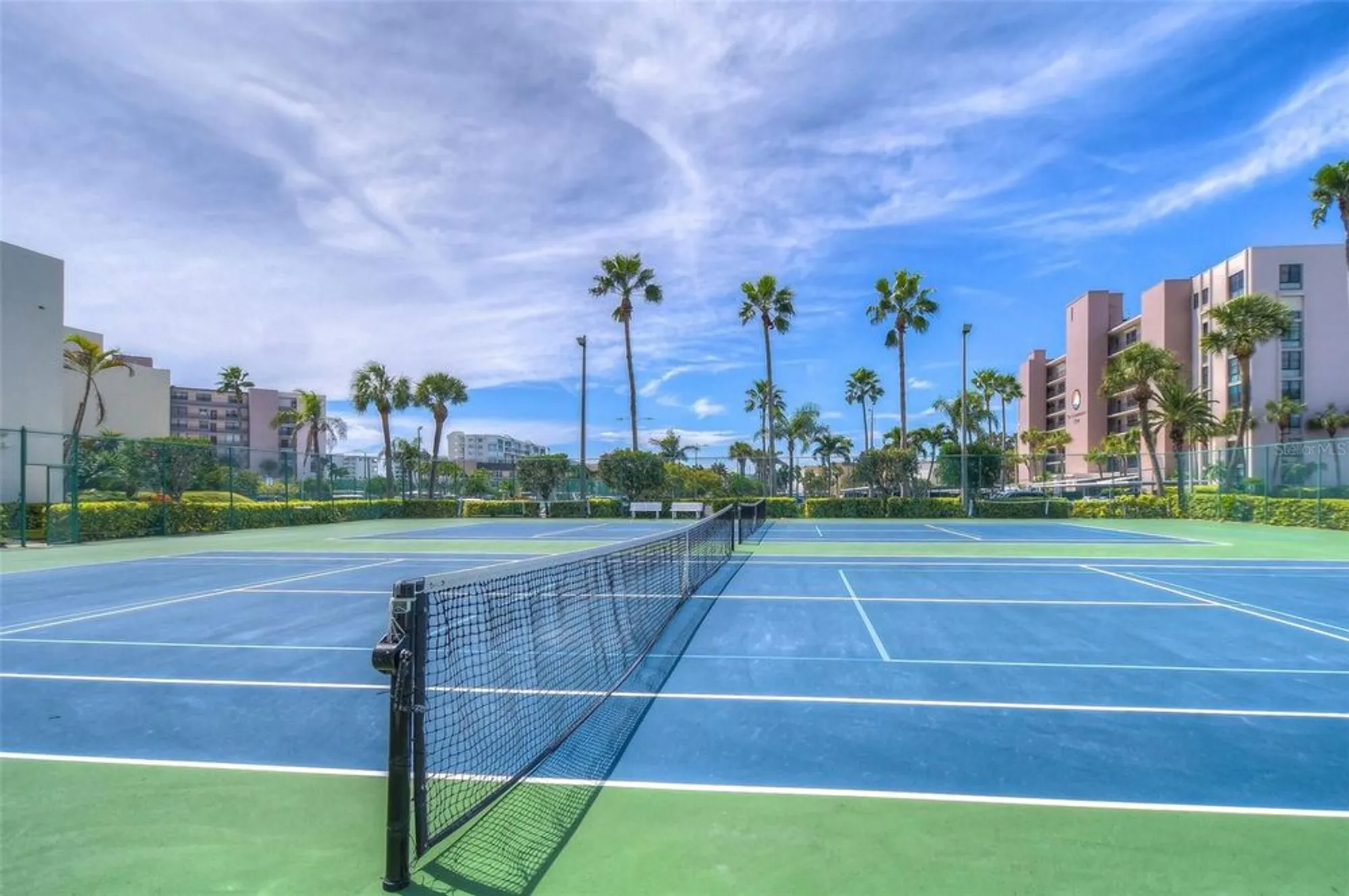 Property Slideshow image 4 of 62 | 7400 sun island dr 202, South Pasadena, FL, 33707