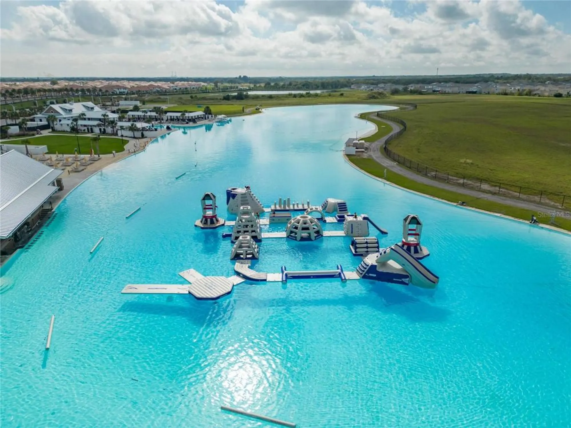 Property Slideshow image 94 of 96 | 5319 windy grove dr, Wimauma, FL, 33598