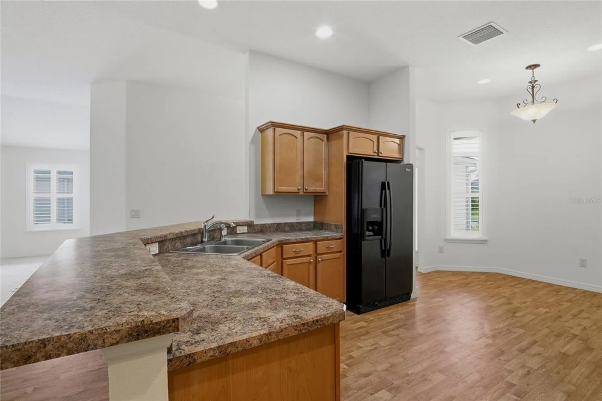 Property Slideshow image 9 of 38 | 1923 useppa oaks ln, The Villages, FL, 32163