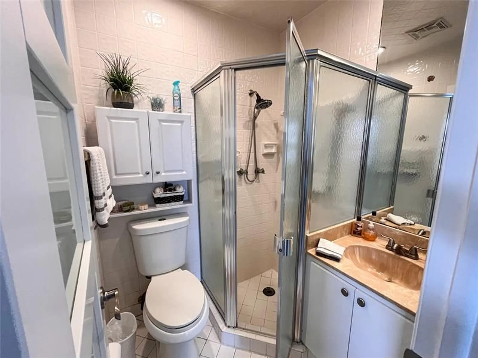 Property Slideshow image 25 of 34 | 20932 sedgewick dr # 400, Boca Raton, FL, 33433