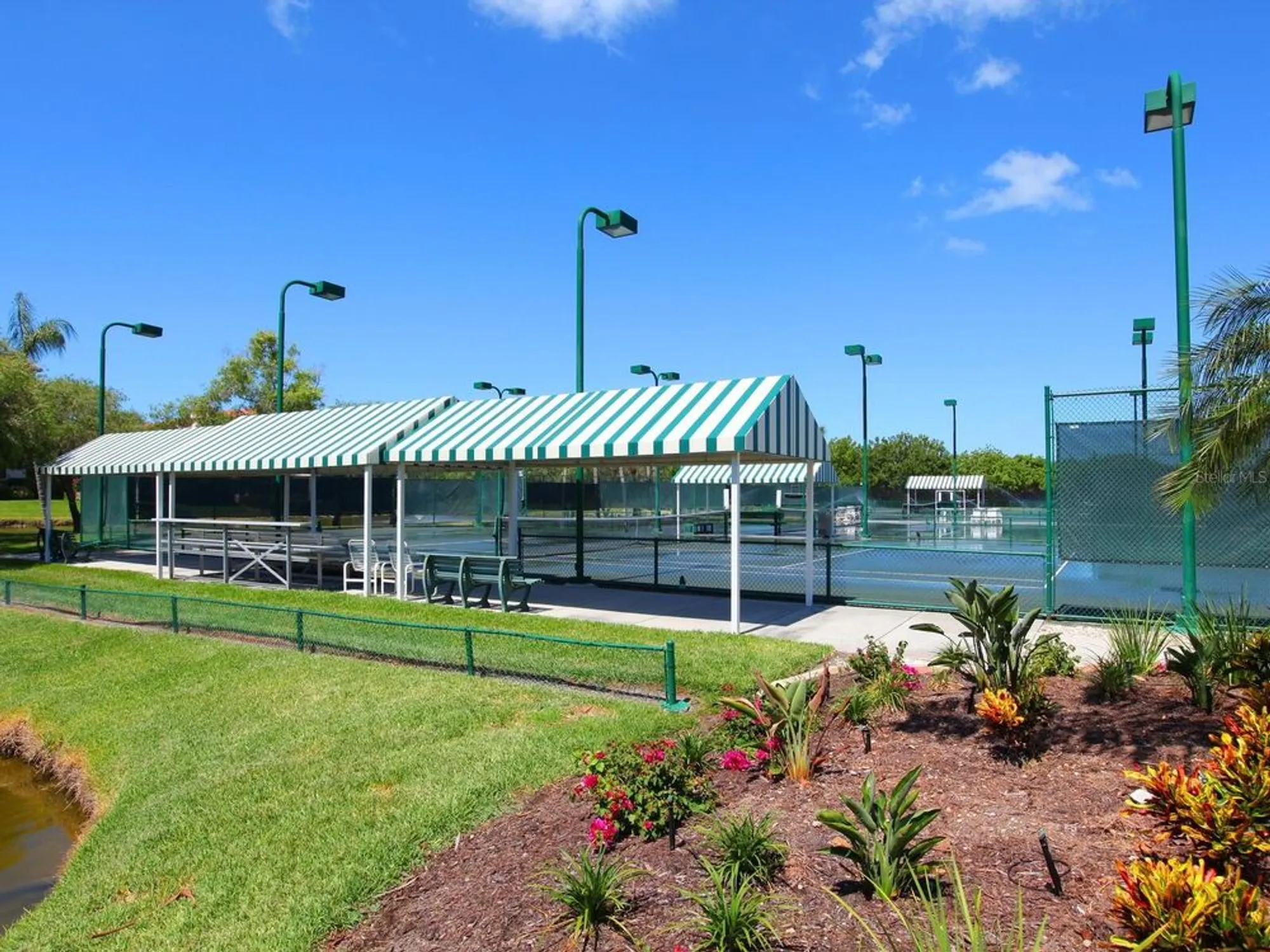 Property Slideshow image 52 of 61 | 5430 eagles point cir 101, Sarasota, FL, 34231