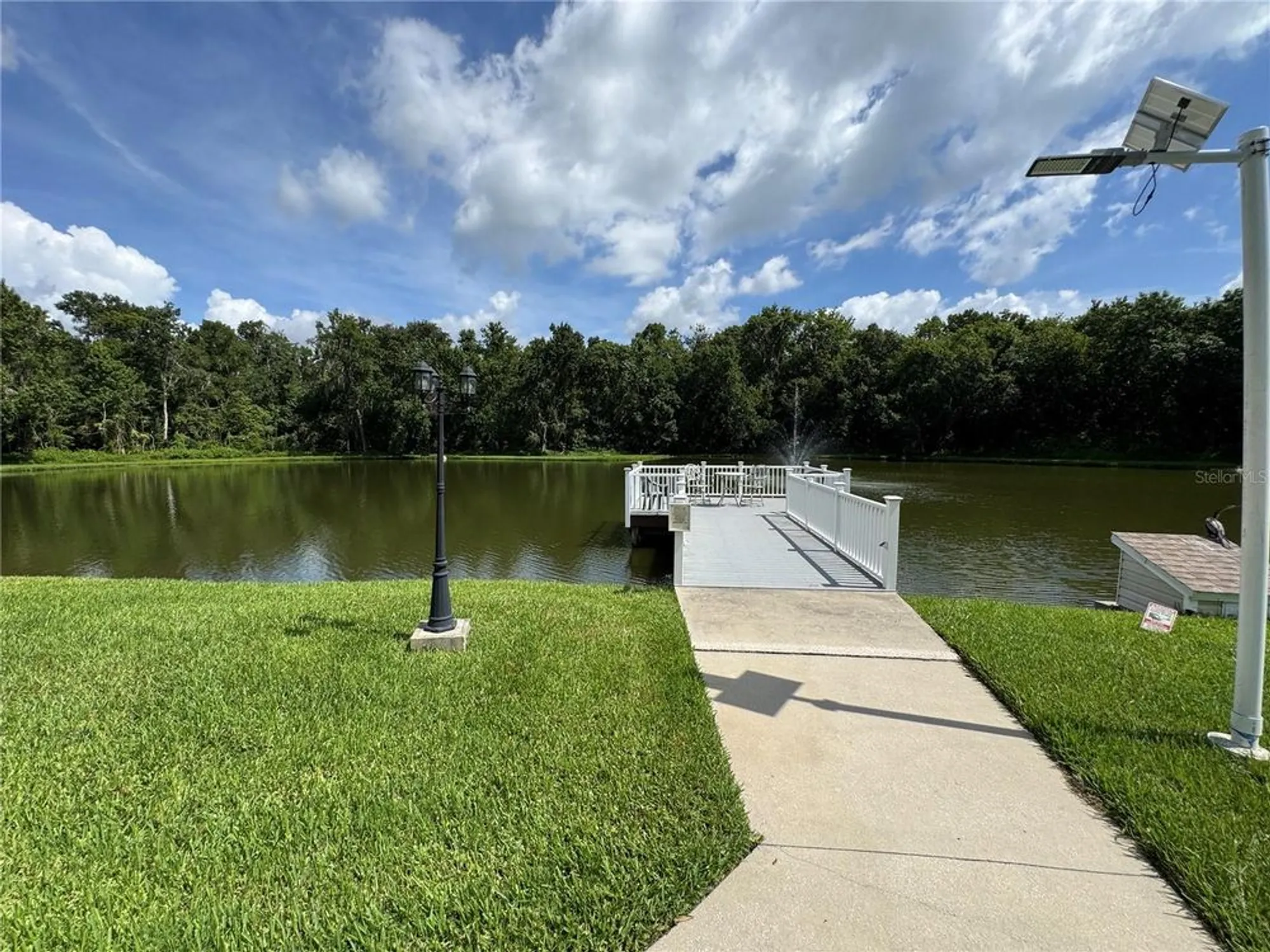 Property Slideshow image 32 of 42 | 4805 colonnades cir, Lakeland, FL, 33811