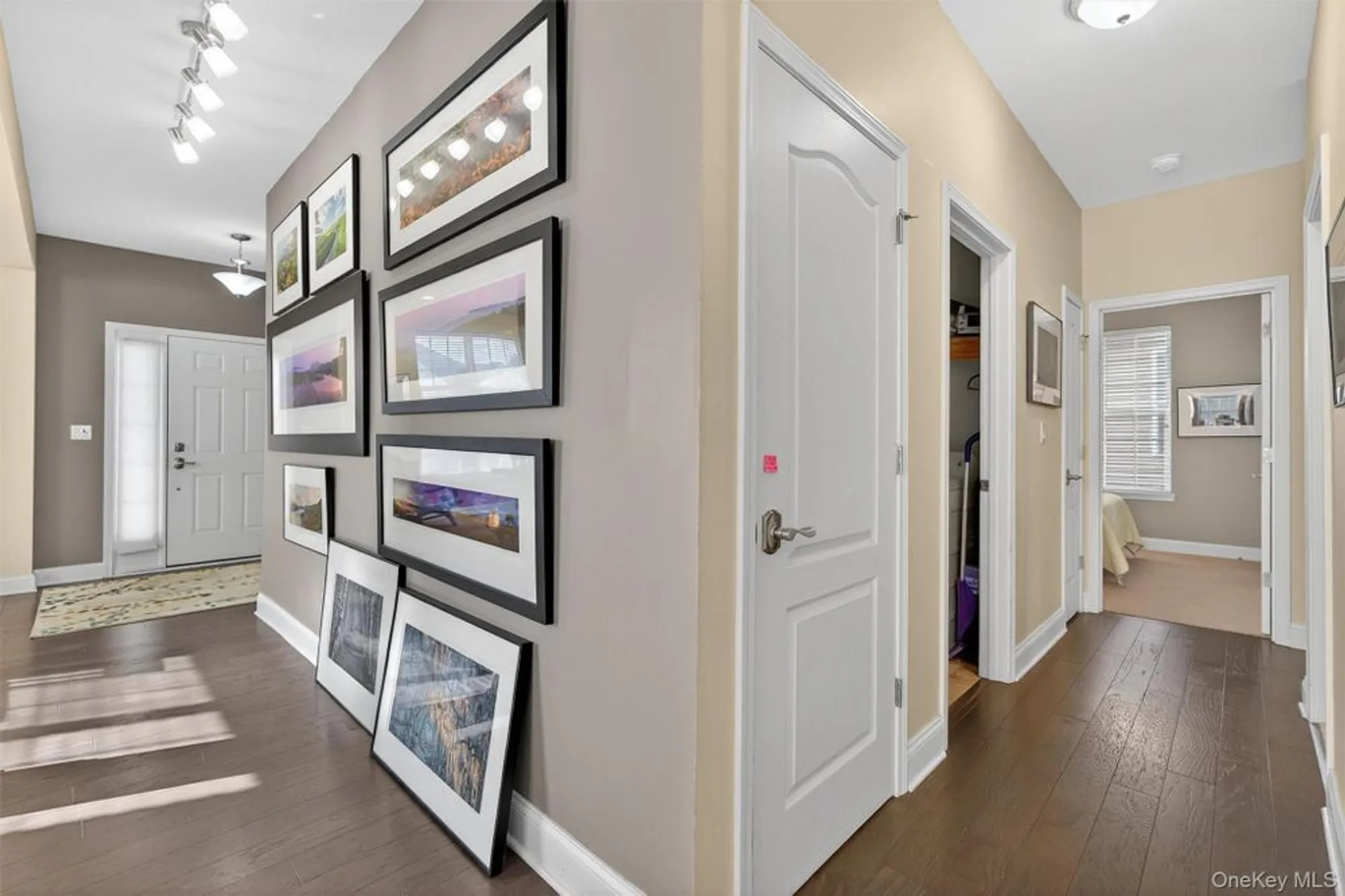 Property Slideshow image 19 of 43 | 21 cyprus dr, Middletown, NY, 10940