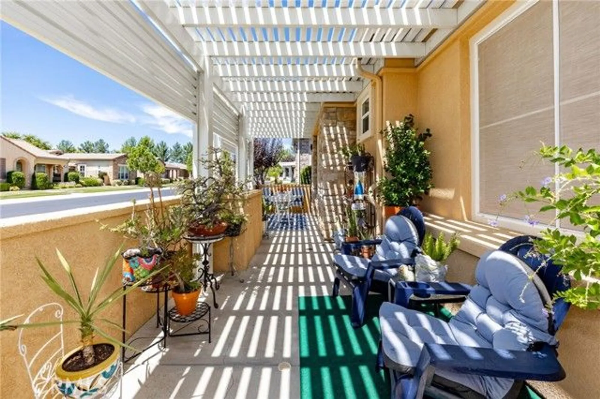 Property Slideshow image 31 of 62 | 126 thistle crk, Beaumont, CA, 92223