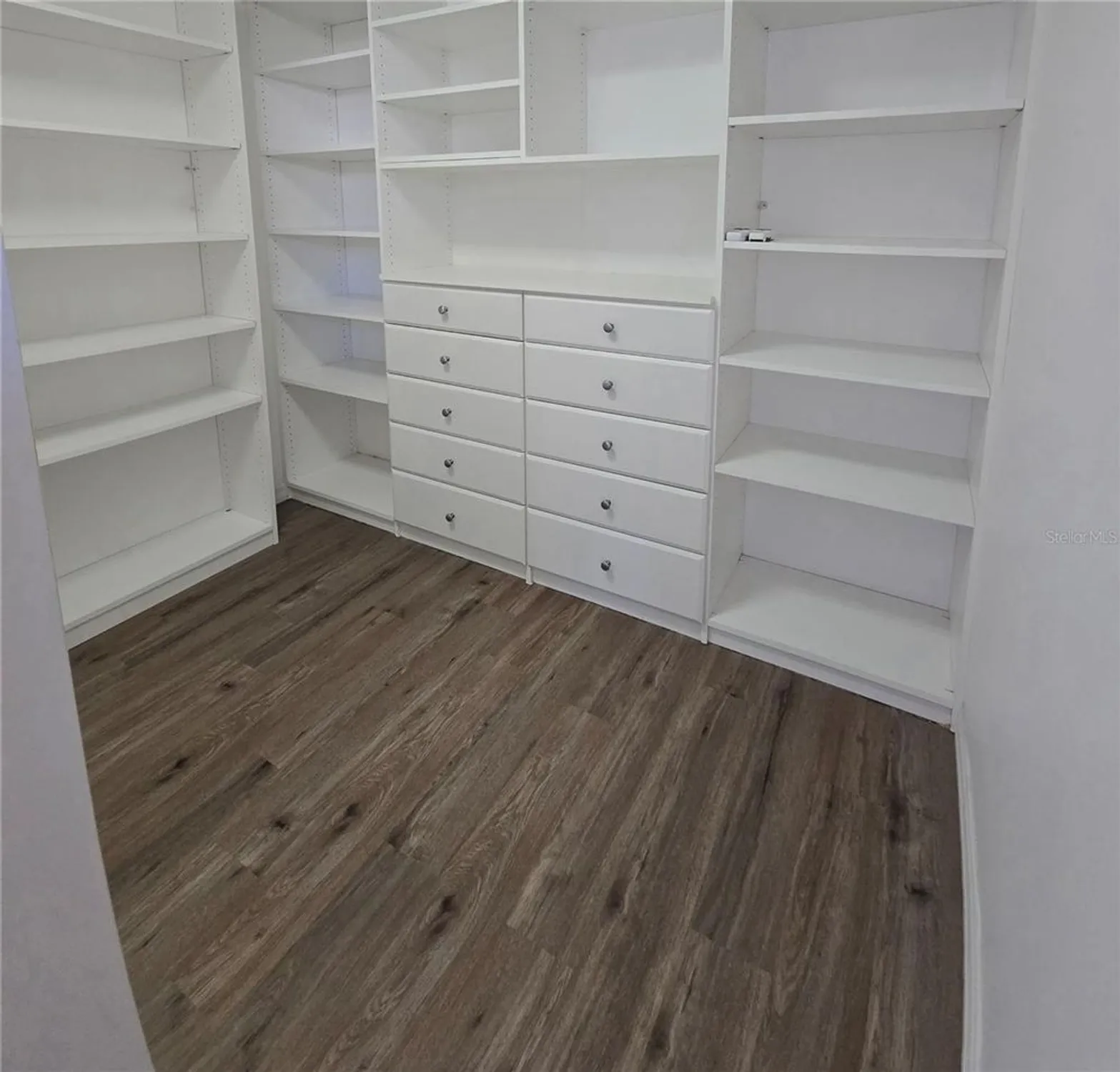 Property Slideshow image 18 of 36 | 24613 madewood ave, Leesburg, FL, 34748