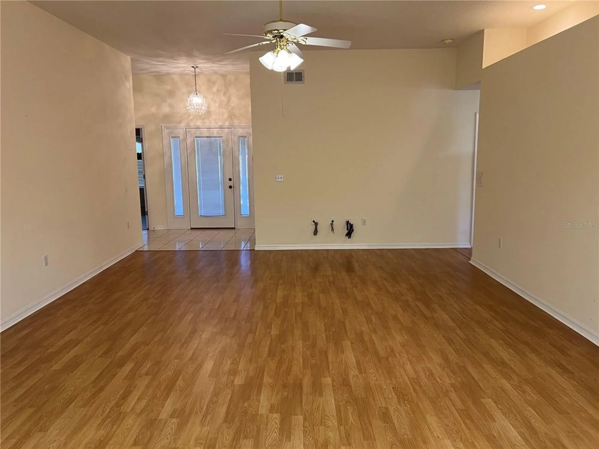 Property Slideshow image 13 of 70 | 669 waterford dr, Haines City, FL, 33844