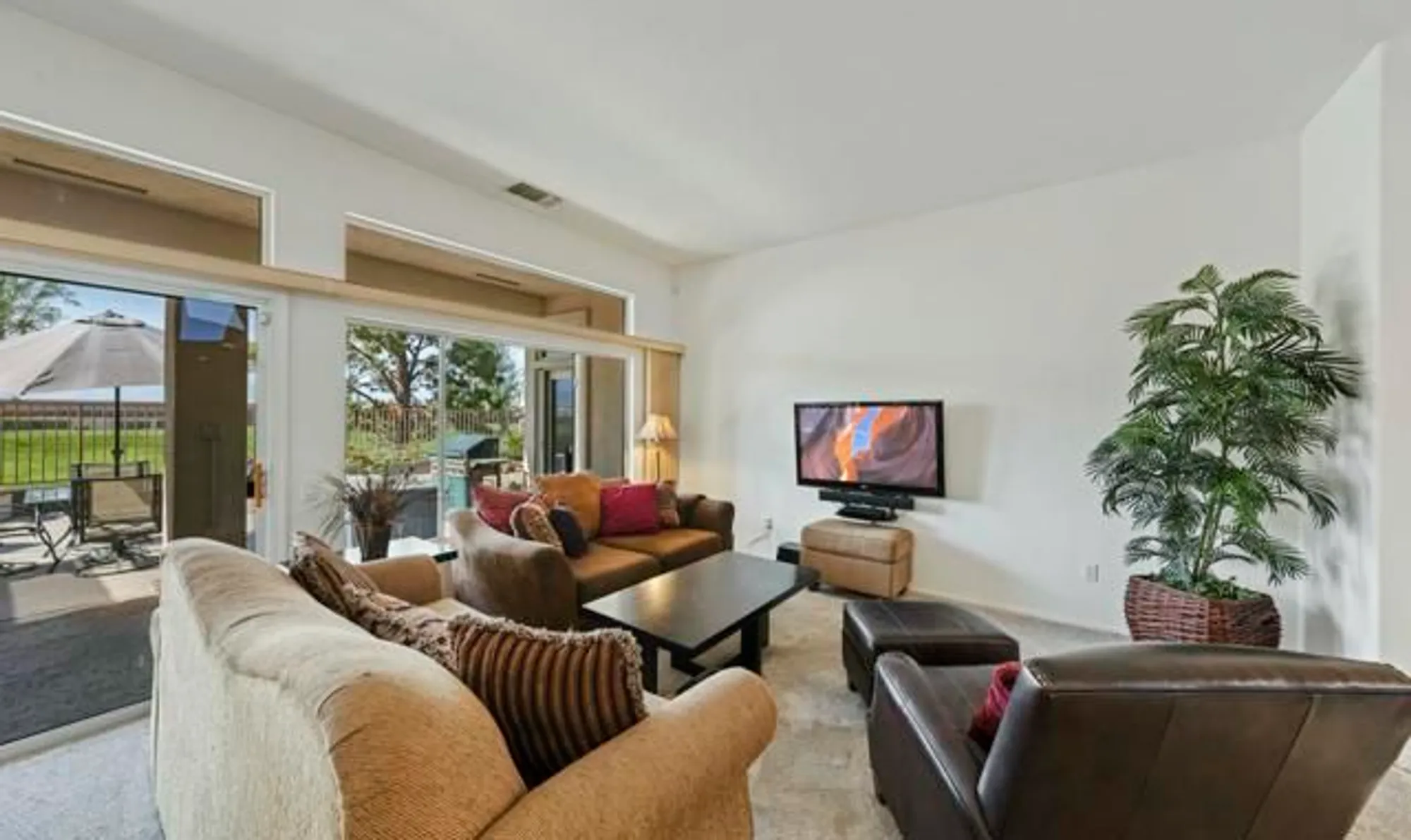 Property Slideshow image 7 of 38 | 38129 grand oaks ave, Palm Desert, CA, 92211