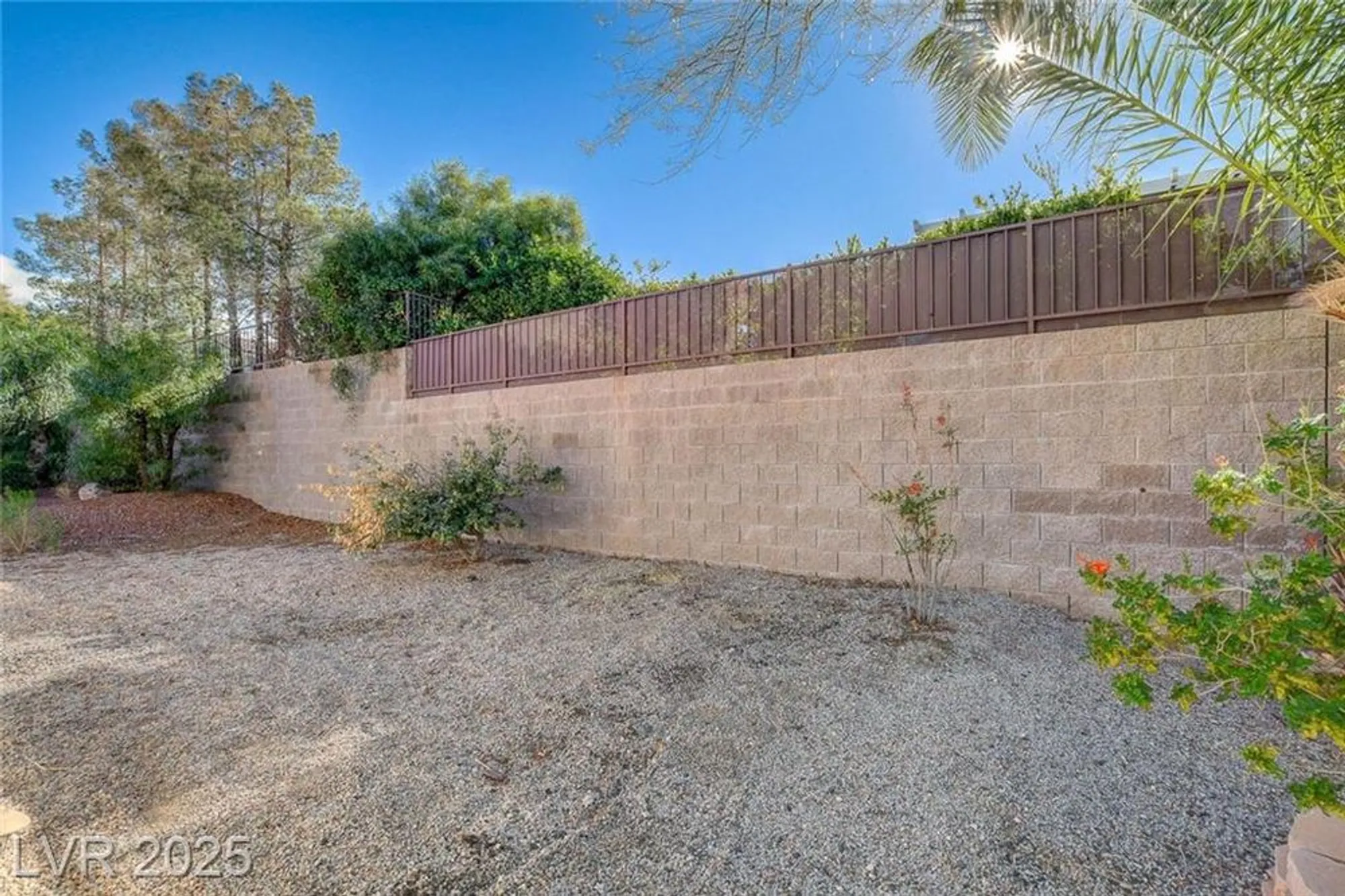 Property Slideshow image 36 of 45 | 2839 sapphire desert dr, Henderson, NV, 89052