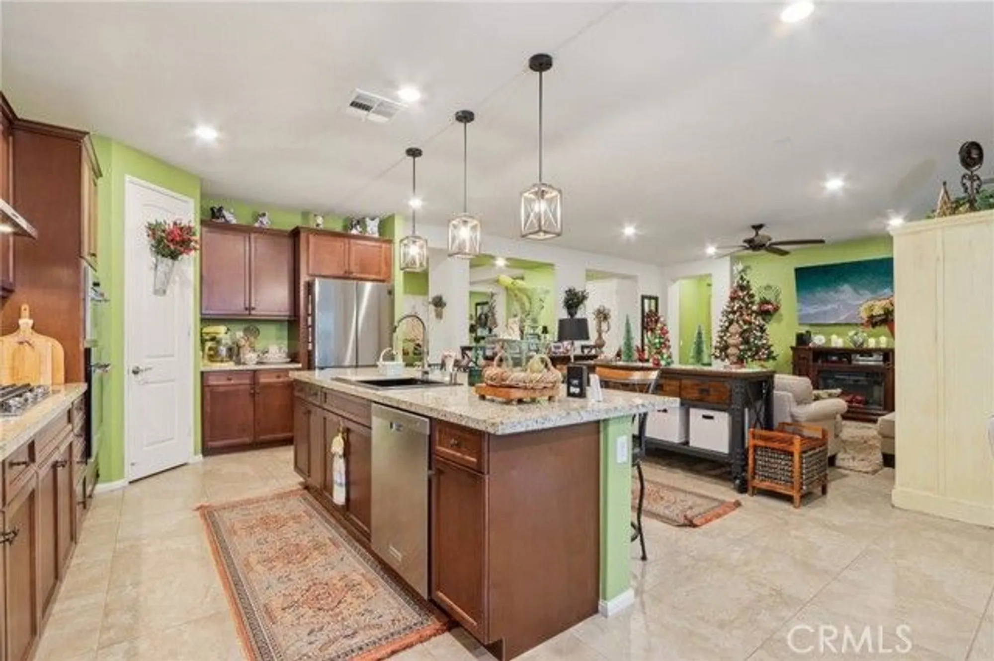 Property Slideshow image 21 of 75 | 1639 via simpatico, Hemet, CA, 92545