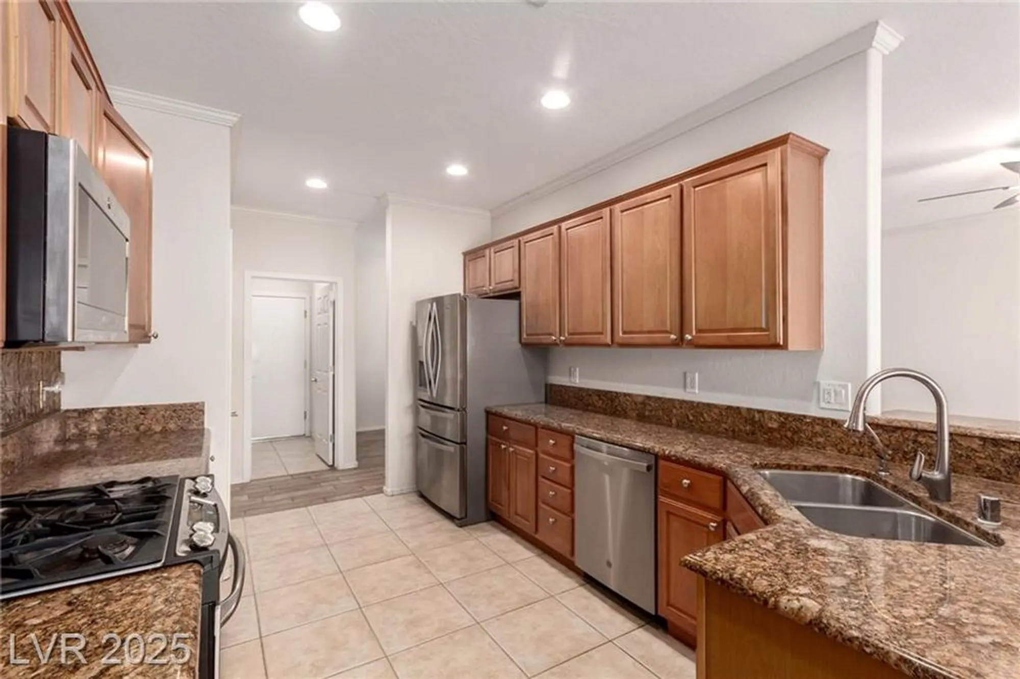 Property Slideshow image 11 of 31 | 7425 grassquit st, North Las Vegas, NV, 89084