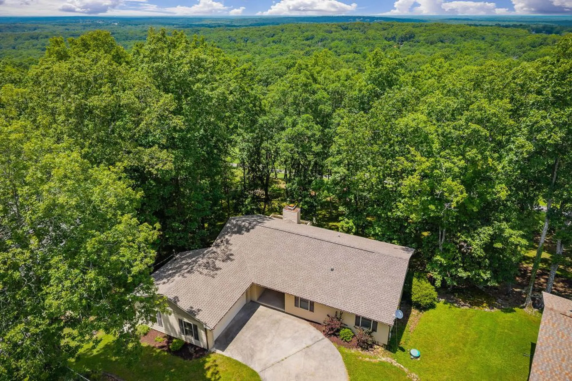 Property Slideshow image 33 of 45 | 114 greenwood rd, Crossville, TN, 38558