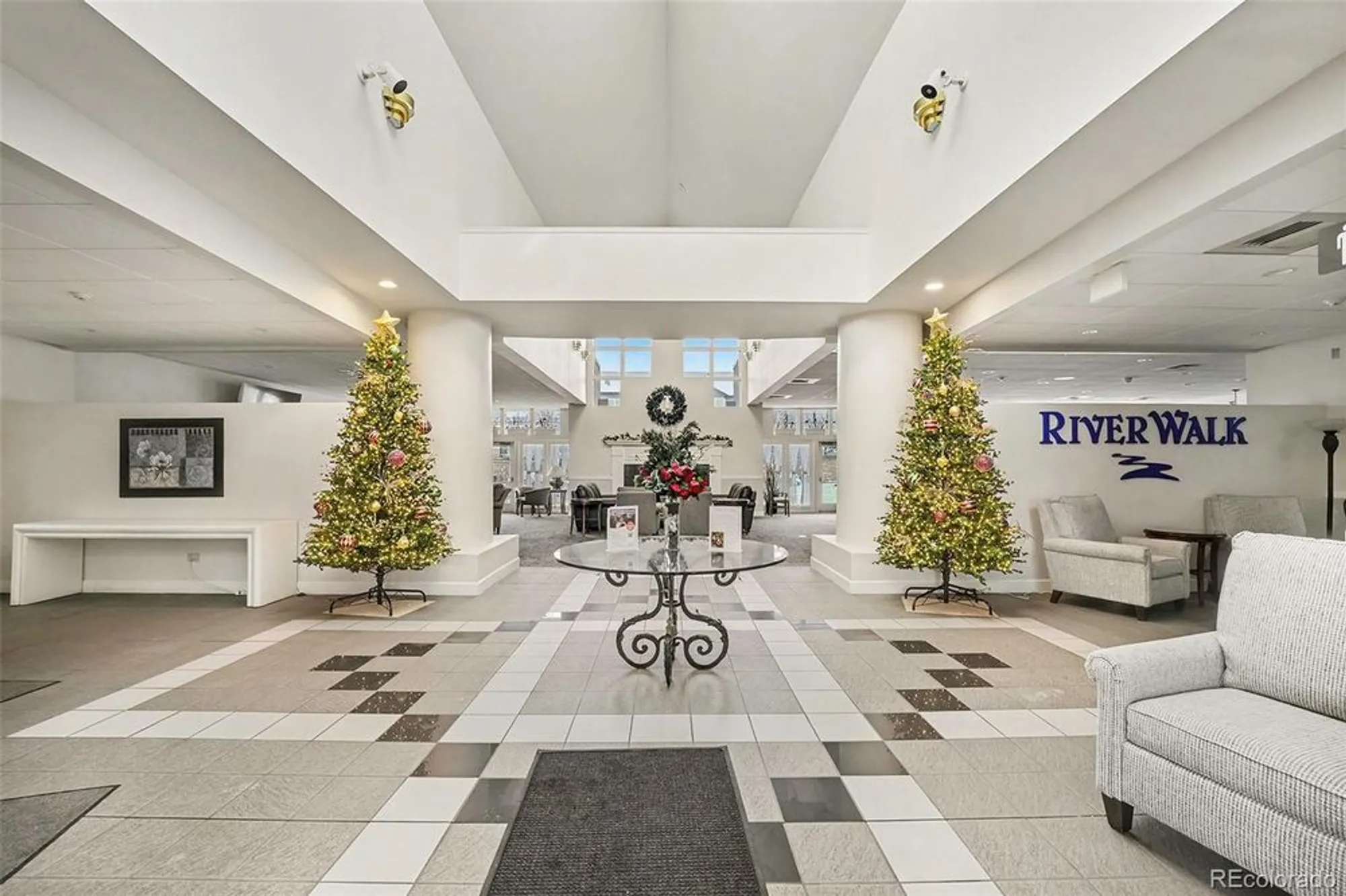 Property Slideshow image 13 of 25 | 2896 w riverwalk cir a105, Littleton, CO, 80123