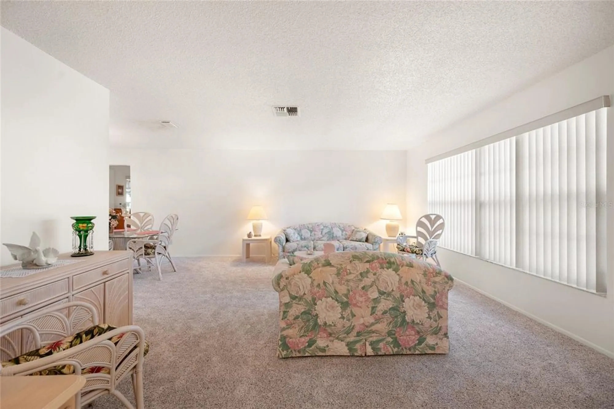 Property Slideshow image 11 of 34 | 1730 dugall ct, Palm Harbor, FL, 34684