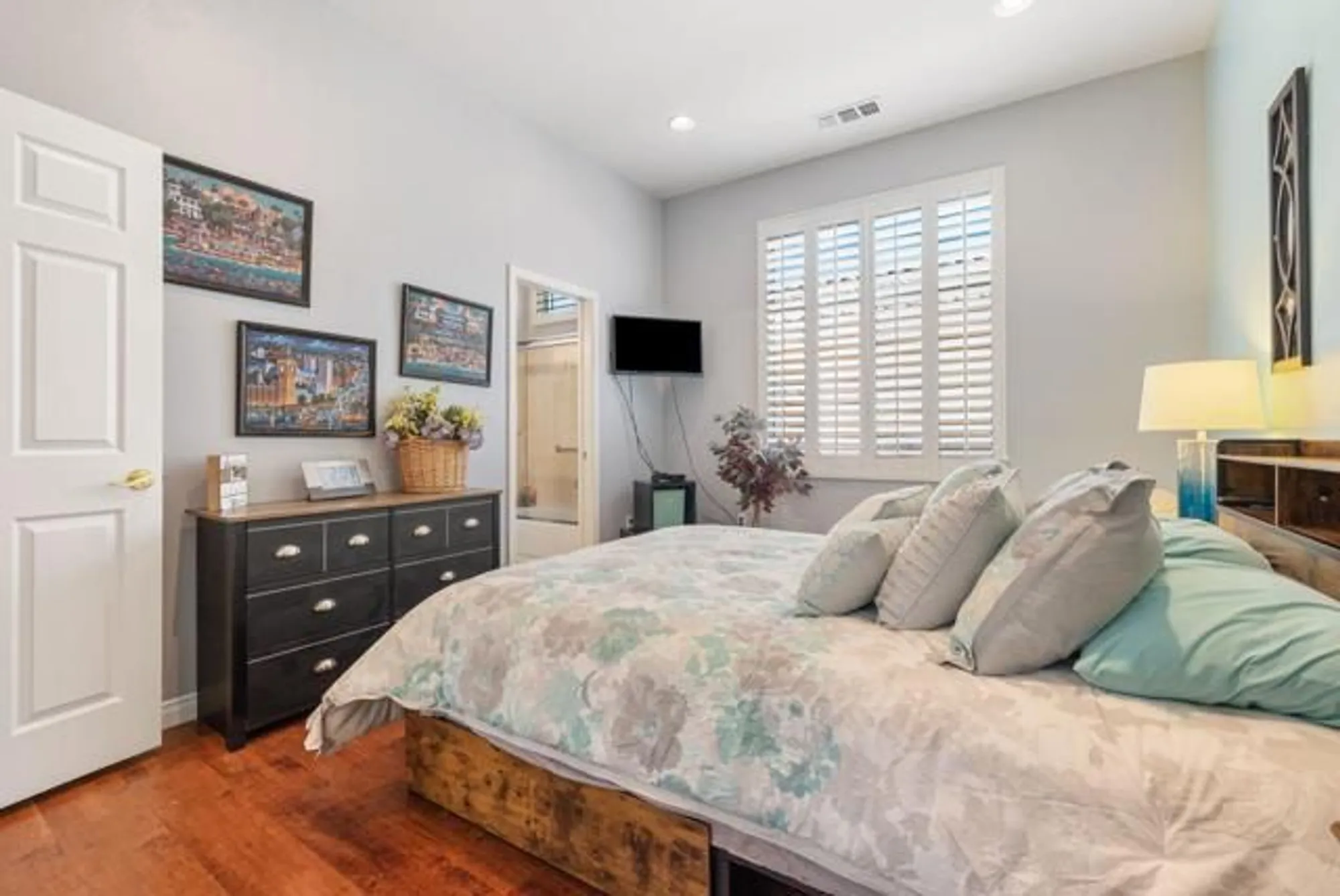 Property Slideshow image 36 of 59 | 78802 falsetto dr, Palm Desert, CA, 92211