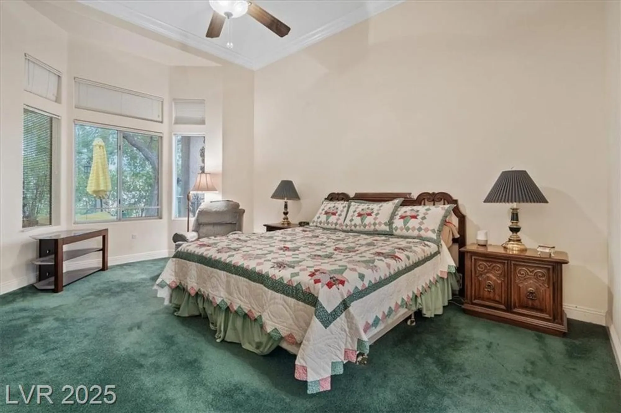 Property Slideshow image 9 of 32 | 10312 bent brook pl, Las Vegas, NV, 89134