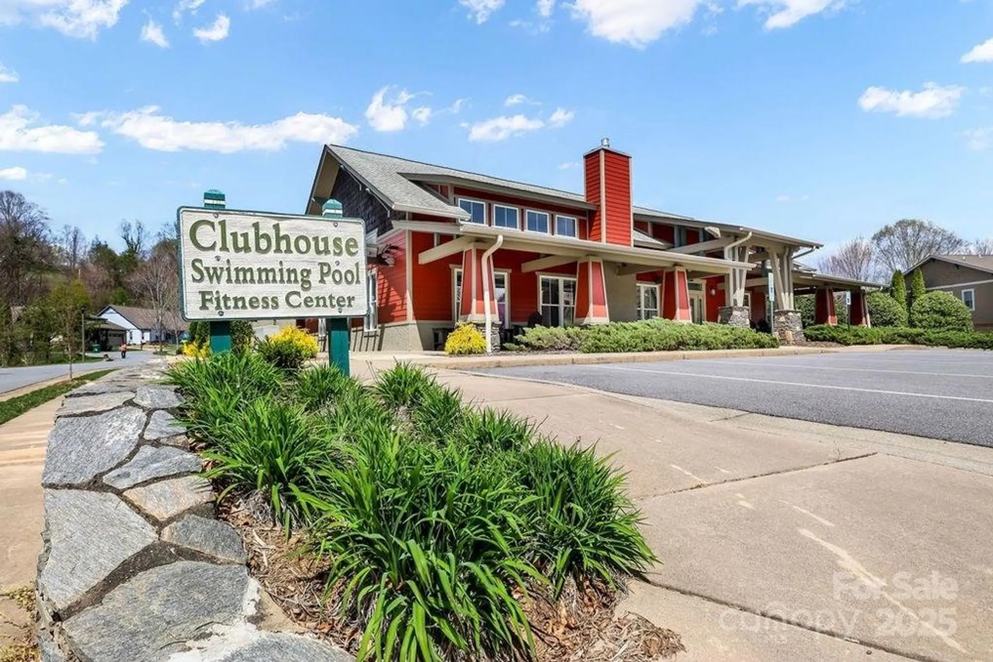 Property Slideshow image 32 of 35 | 95 creekside view dr, Asheville, NC, 28804