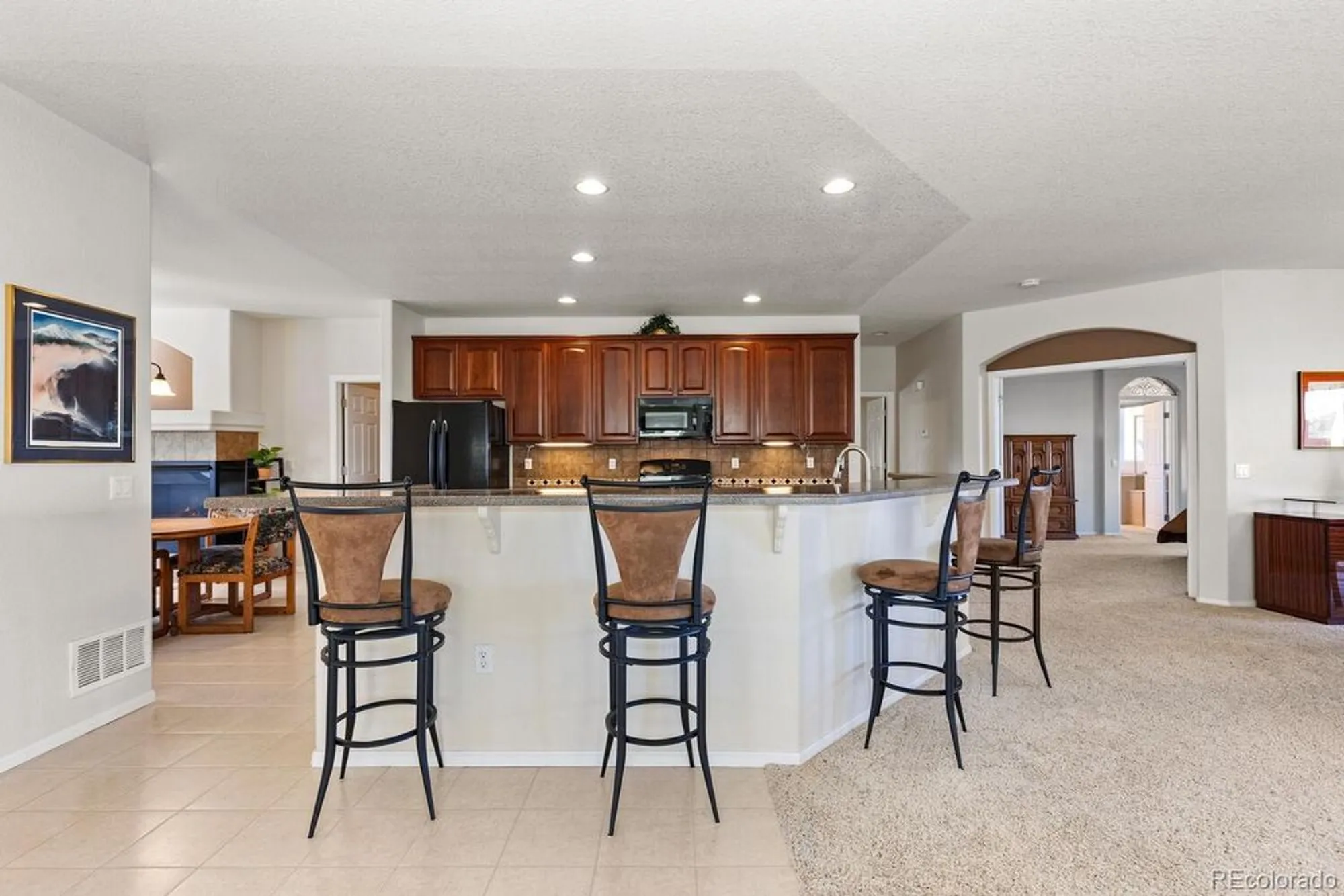 Property Slideshow image 9 of 47 | 8322 s quatar cir, Aurora, CO, 80016