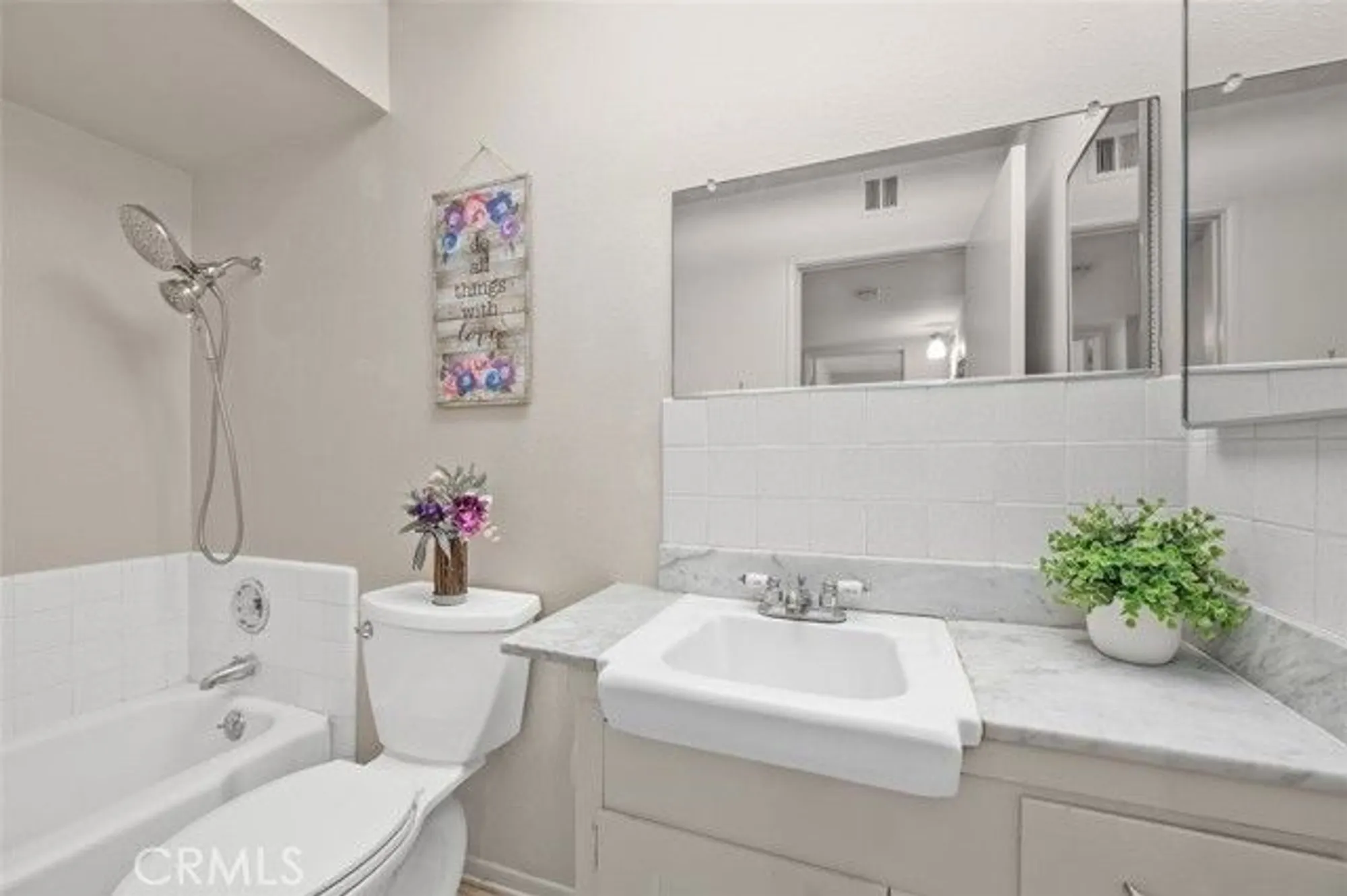 Property Slideshow image 13 of 31 | 26480 ridgemoor rd, Menifee, CA, 92586
