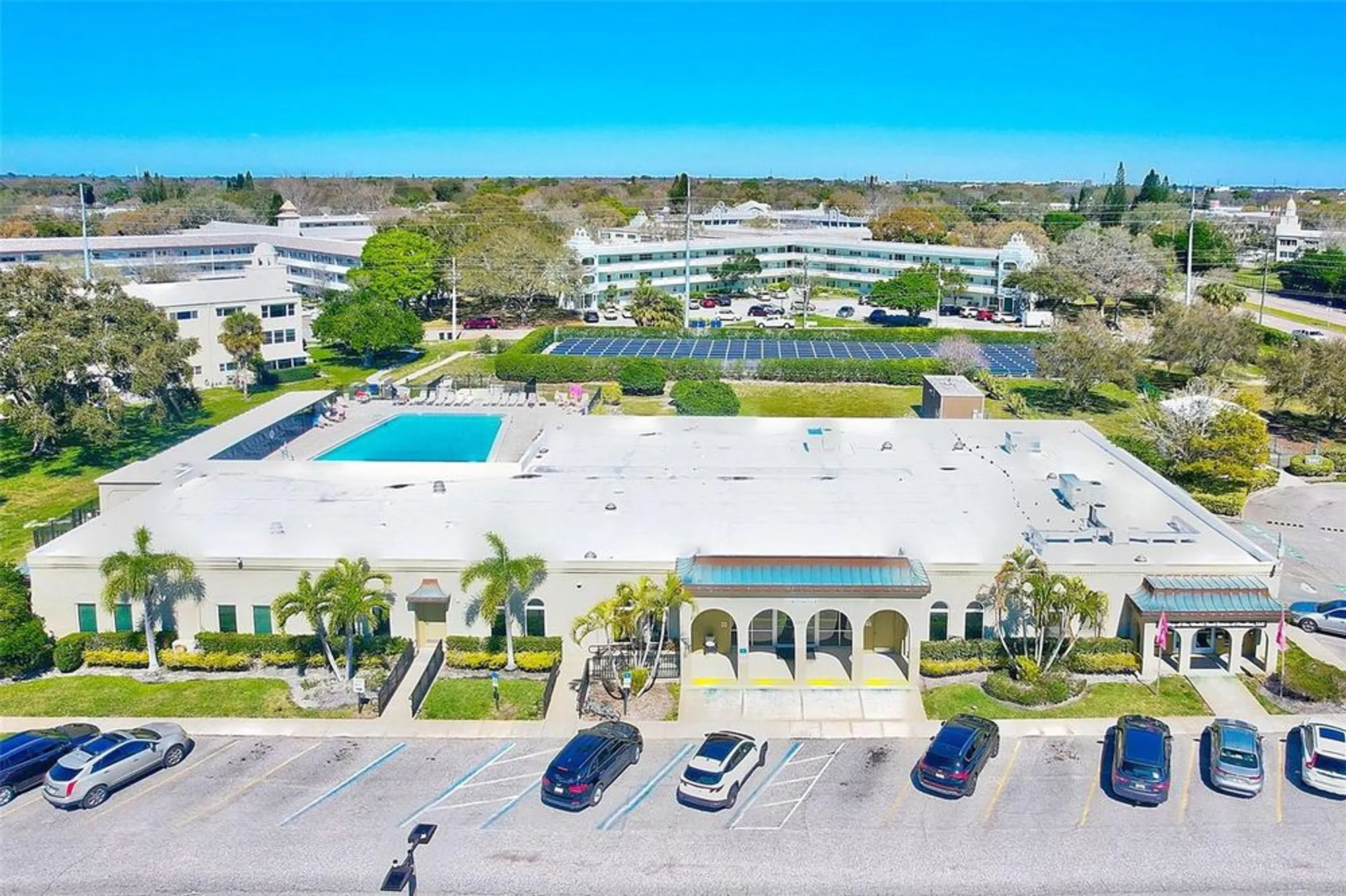 Property Slideshow image 34 of 43 | 2229 americus blvd 25, Clearwater, FL, 33763