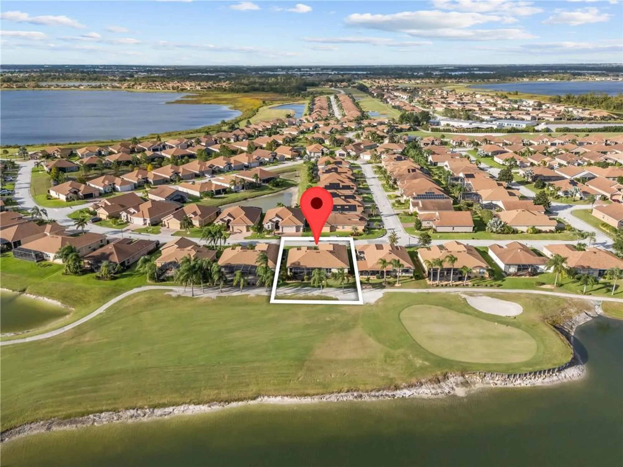 Property Slideshow image 10 of 65 | 4048 phoenician way, Winter Haven, FL, 33884