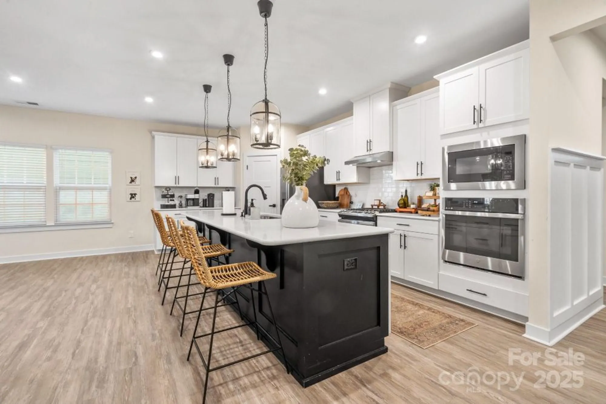 Property Slideshow image 14 of 47 | 5066 summer surprise ln, Charlotte, NC, 28215