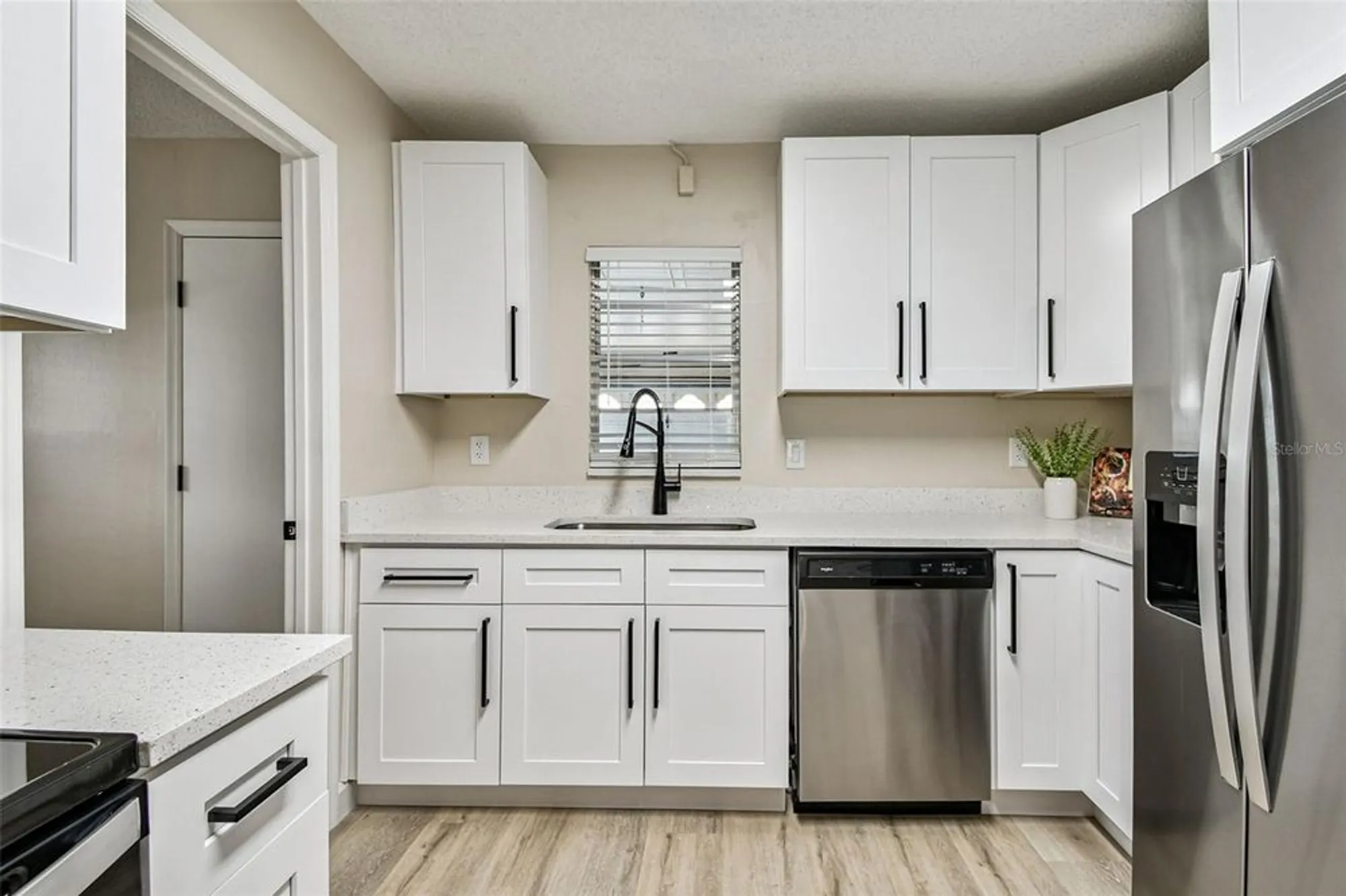 Property Slideshow image 5 of 36 | 1805 butterfly pl, Sun City Center, FL, 33573