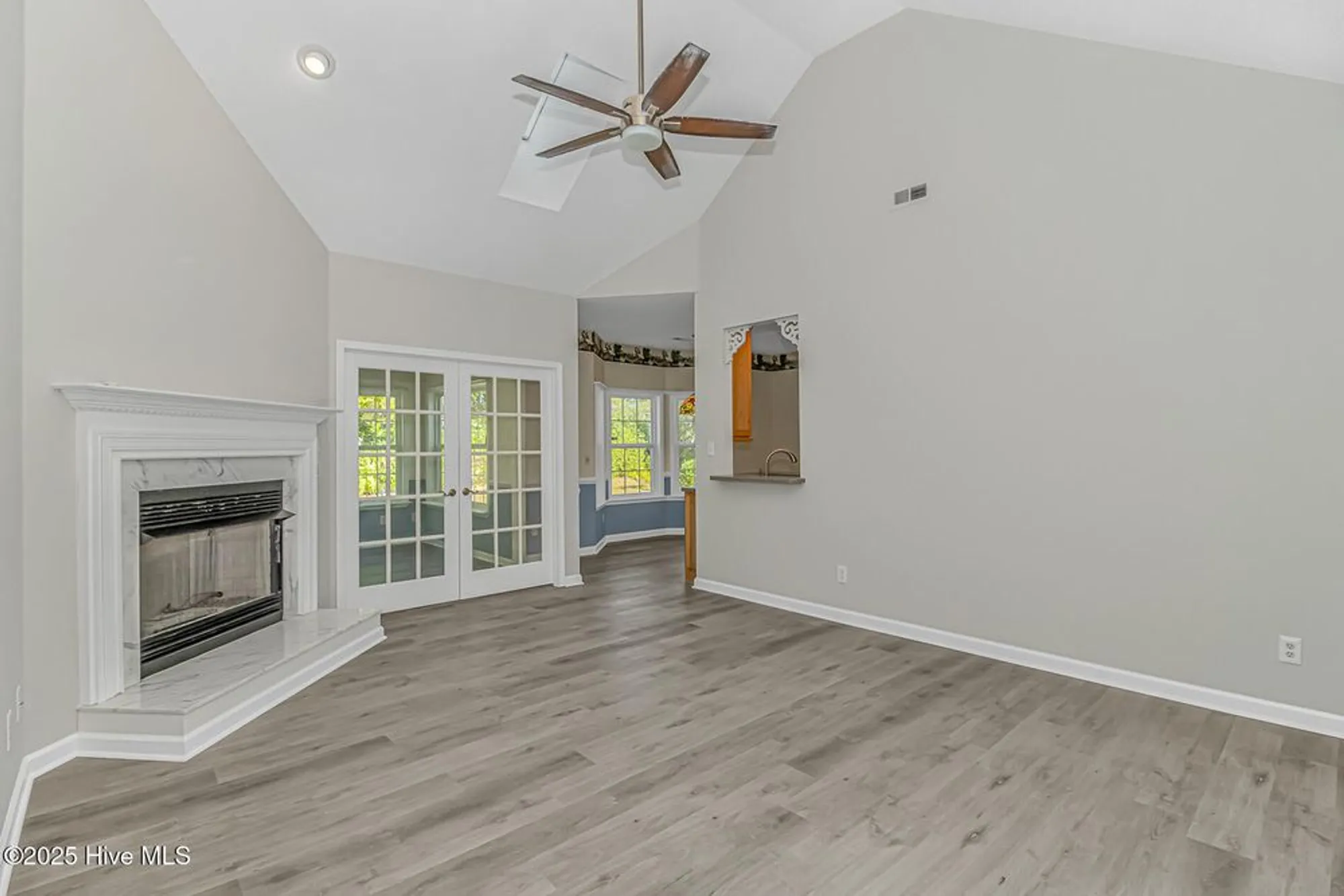 Property Slideshow image 6 of 40 | 299 ravennaside dr, Calabash, NC, 28467