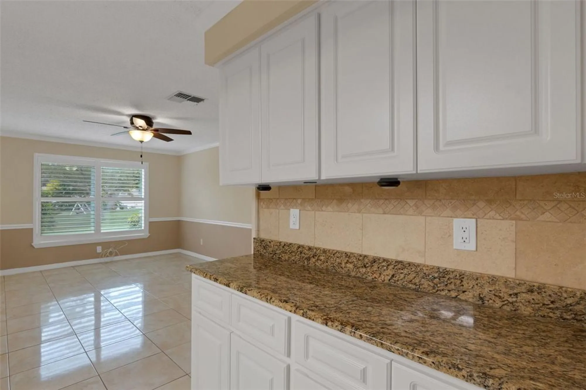 Property Slideshow image 18 of 90 | 3098 e dorchester dr, Palm Harbor, FL, 34684