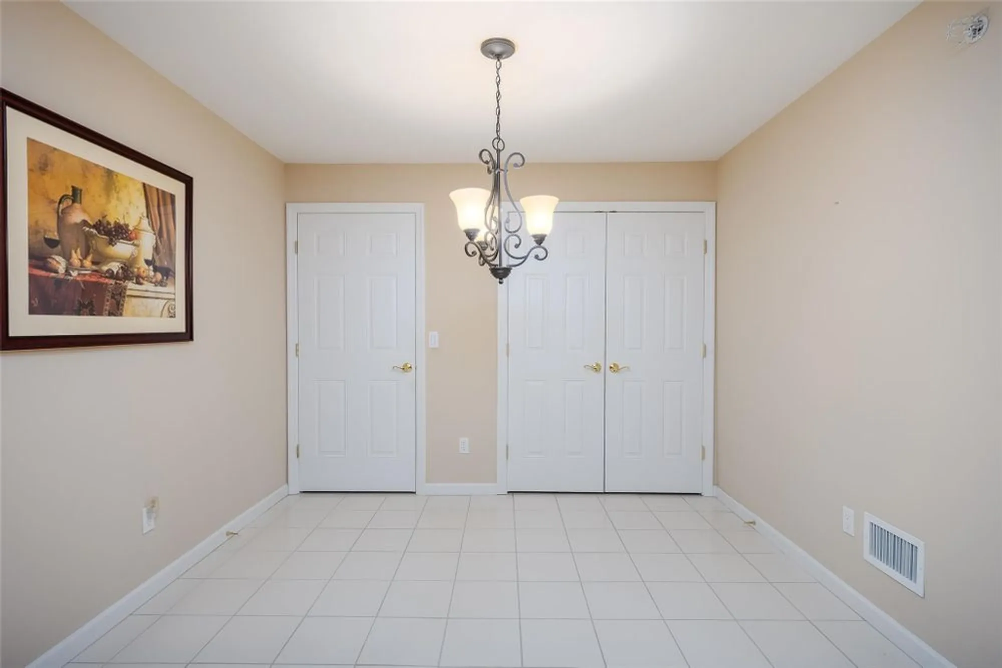 Property Slideshow image 14 of 37 | 166 ira rd, Mount Sinai, NY, 11766