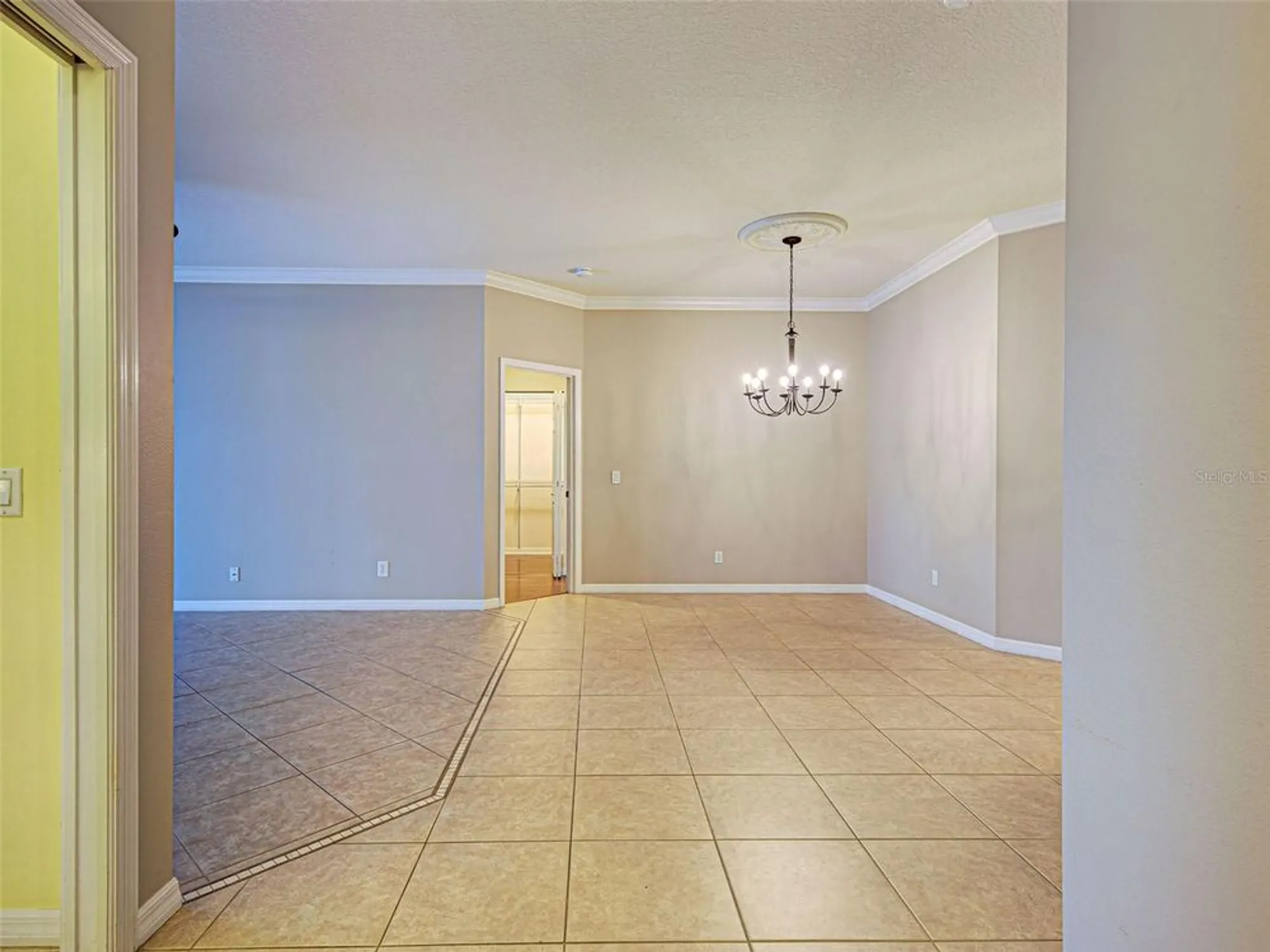 Property Slideshow image 9 of 54 | 912 barclay ct, Venice, FL, 34293