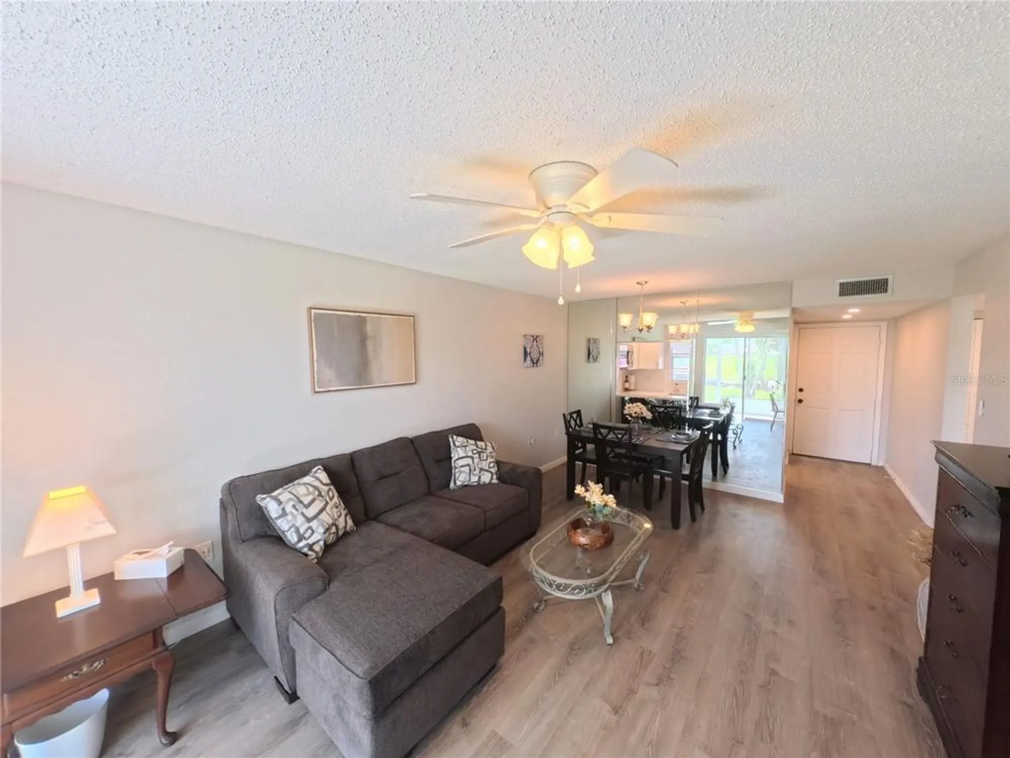 Property Slideshow image 10 of 29 | 302 47th avenue dr 117, Bradenton, FL, 34207