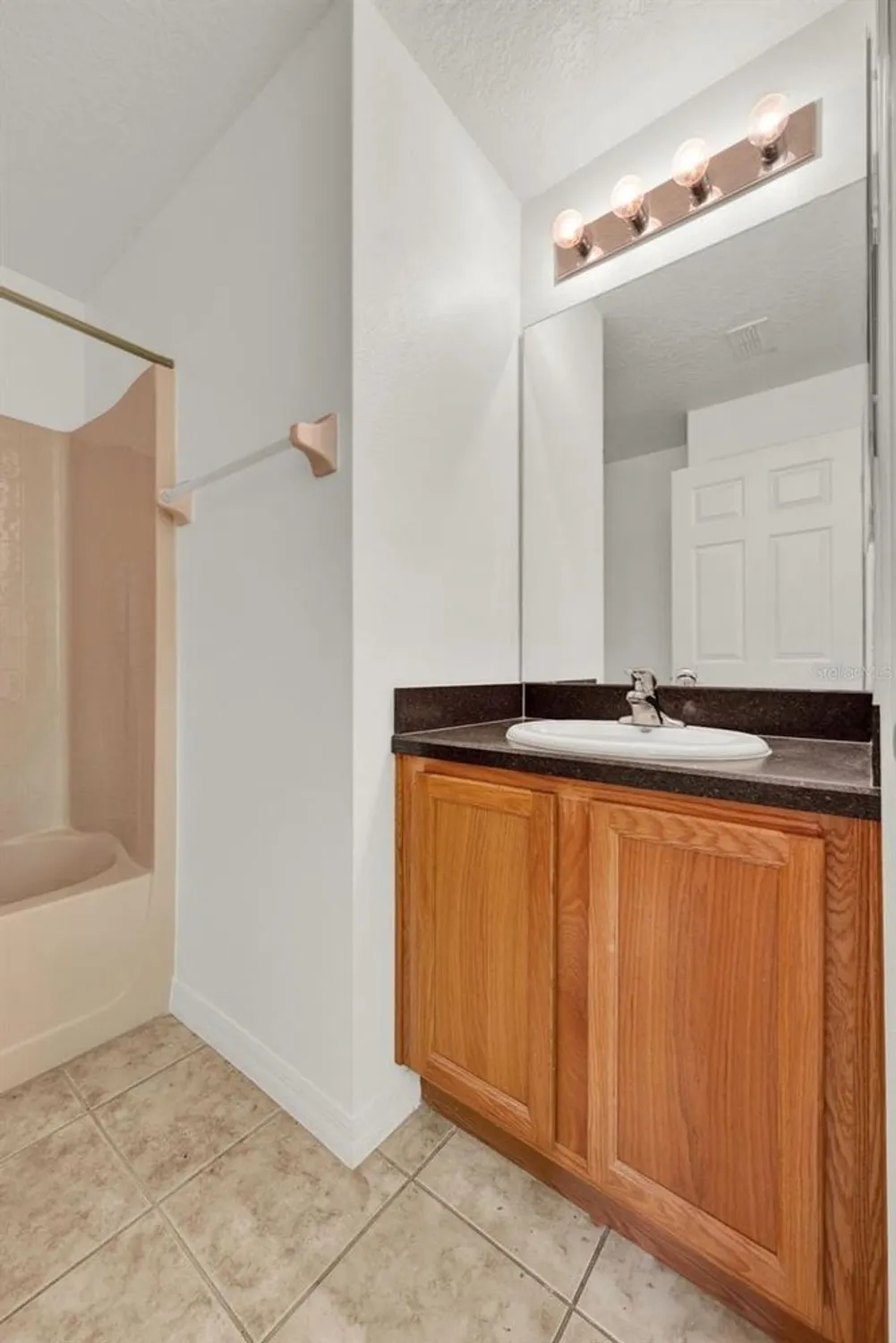 Property Slideshow image 24 of 34 | 448 grand canal dr, Kissimmee, FL, 34759