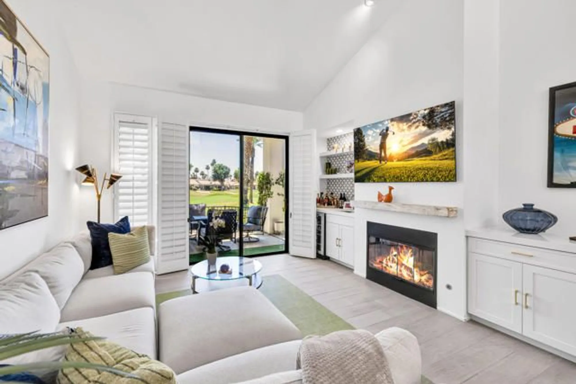 Property Slideshow image 14 of 29 | 55334 riviera, La Quinta, CA, 92253