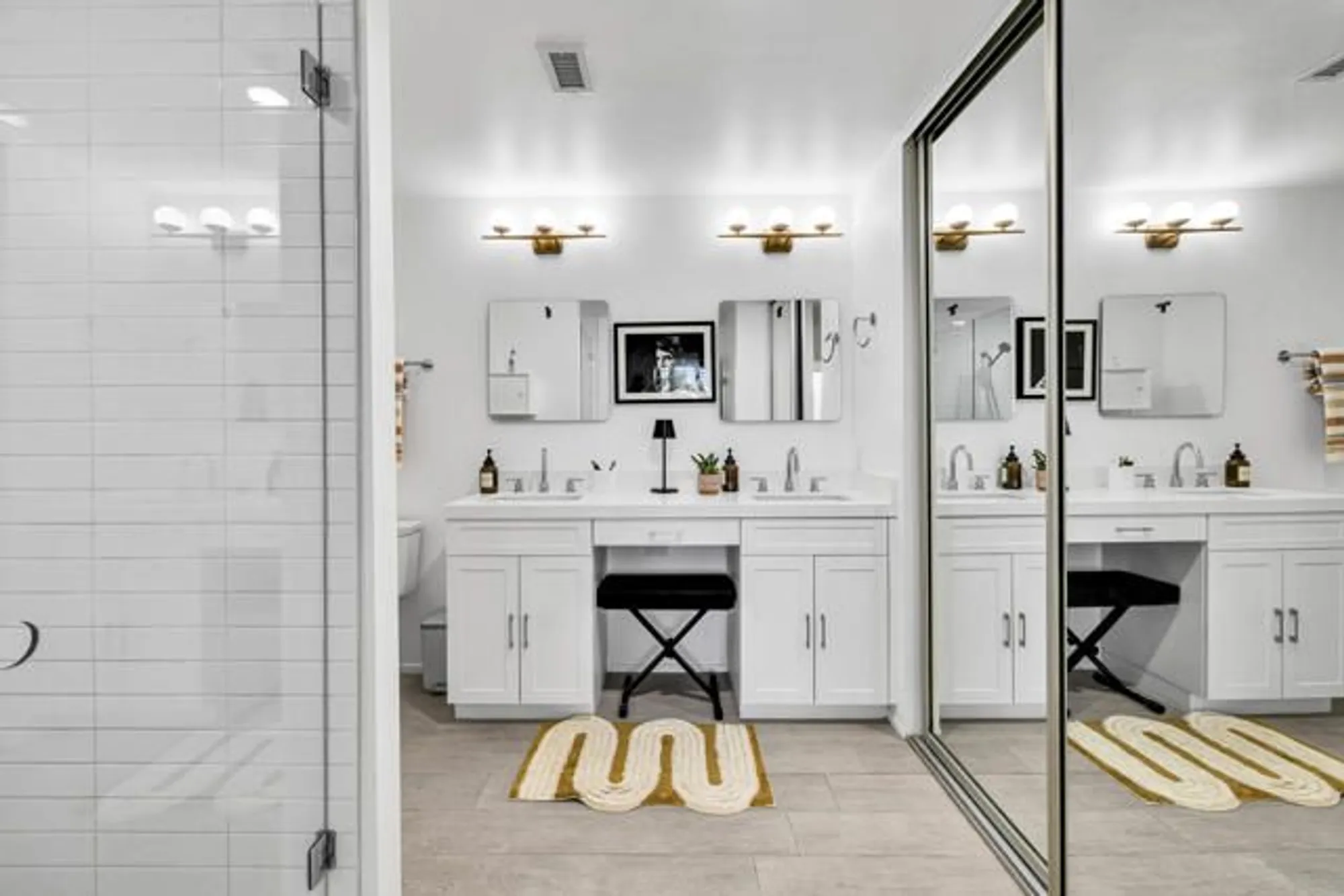 Property Slideshow image 21 of 29 | 55334 riviera, La Quinta, CA, 92253