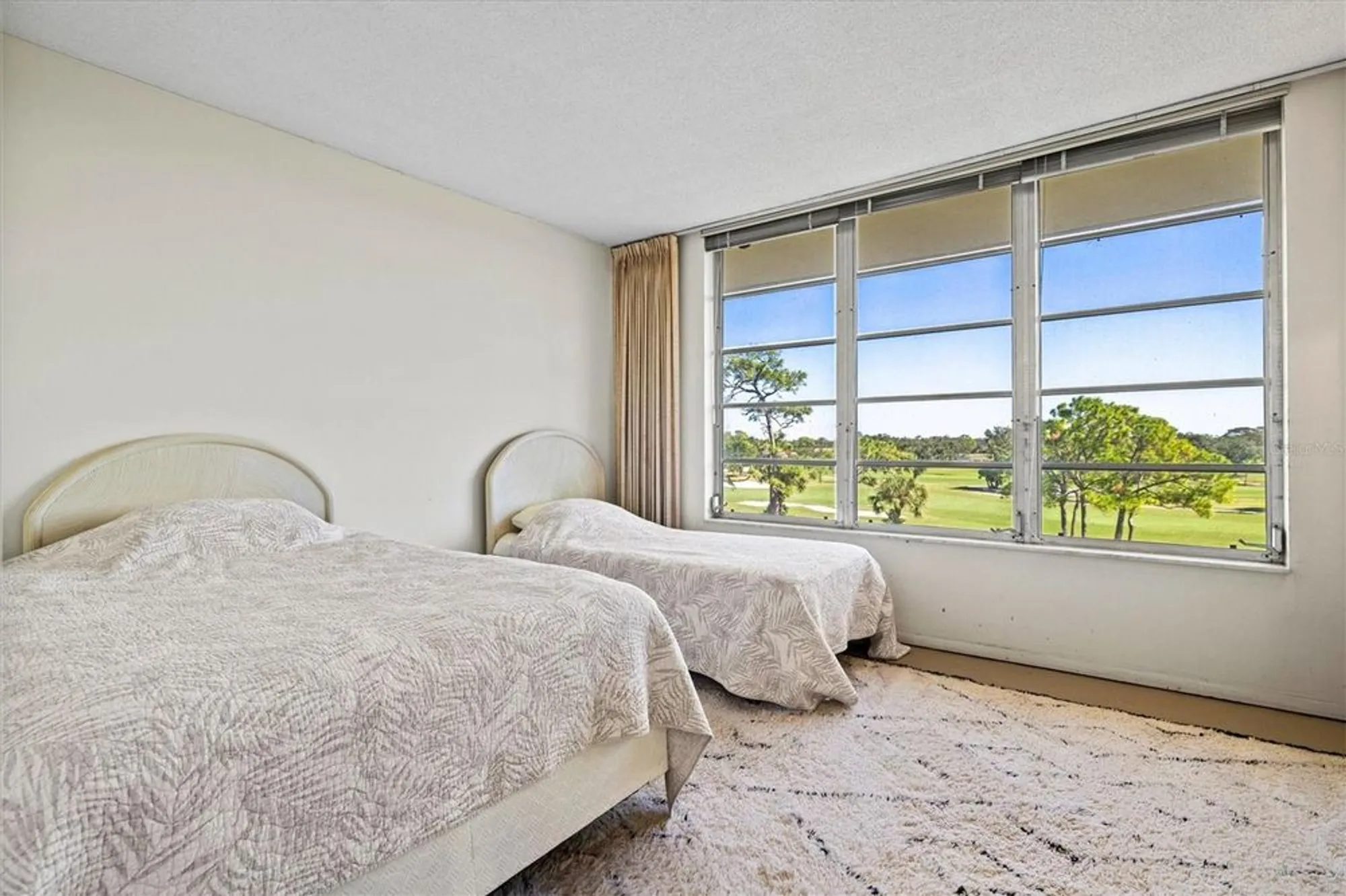 Property Slideshow image 33 of 82 | 7461 w country club dr 408, Sarasota, FL, 34243