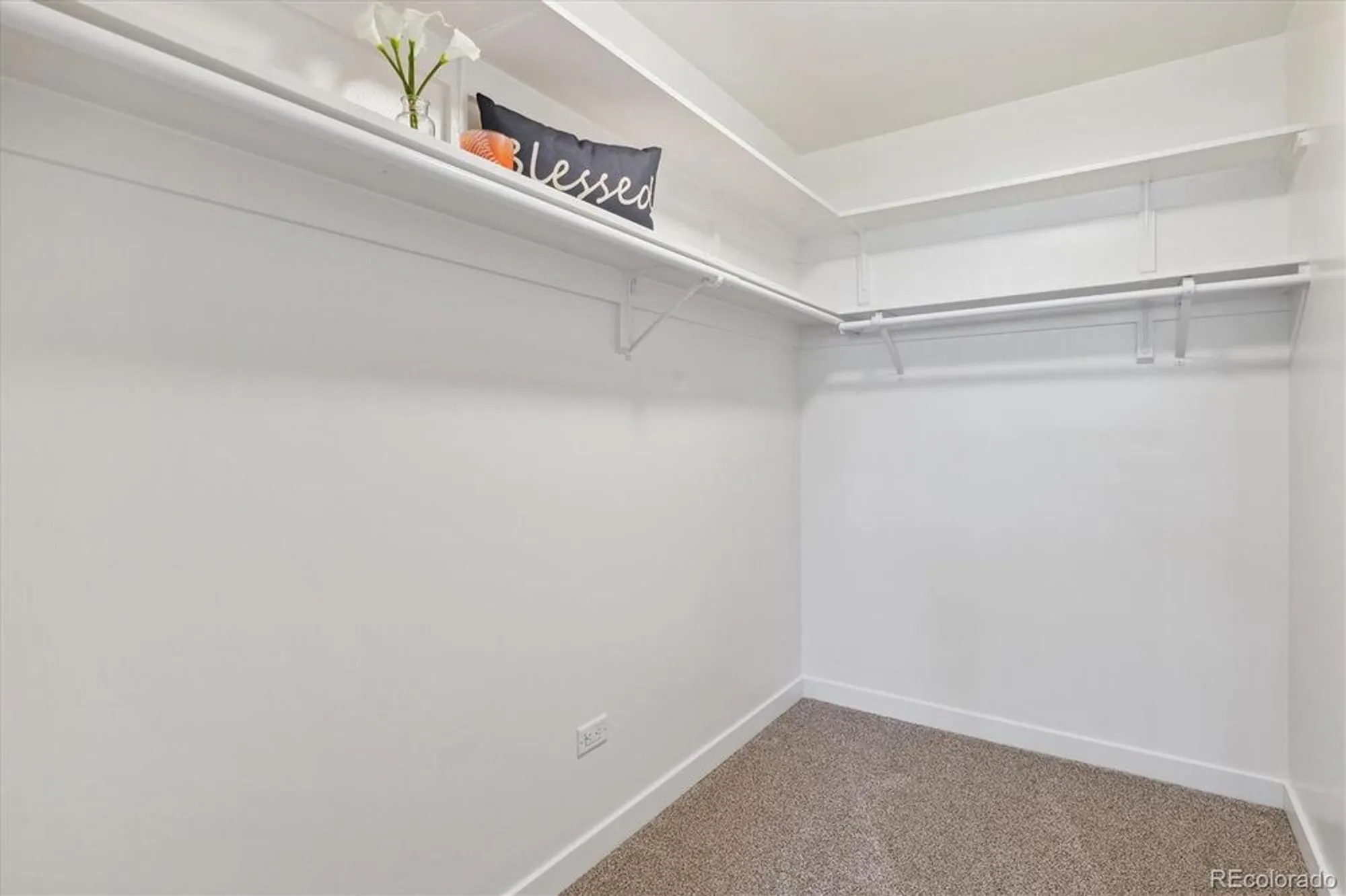 Property Slideshow image 17 of 50 | 715 s alton way 5a, Denver, CO, 80247