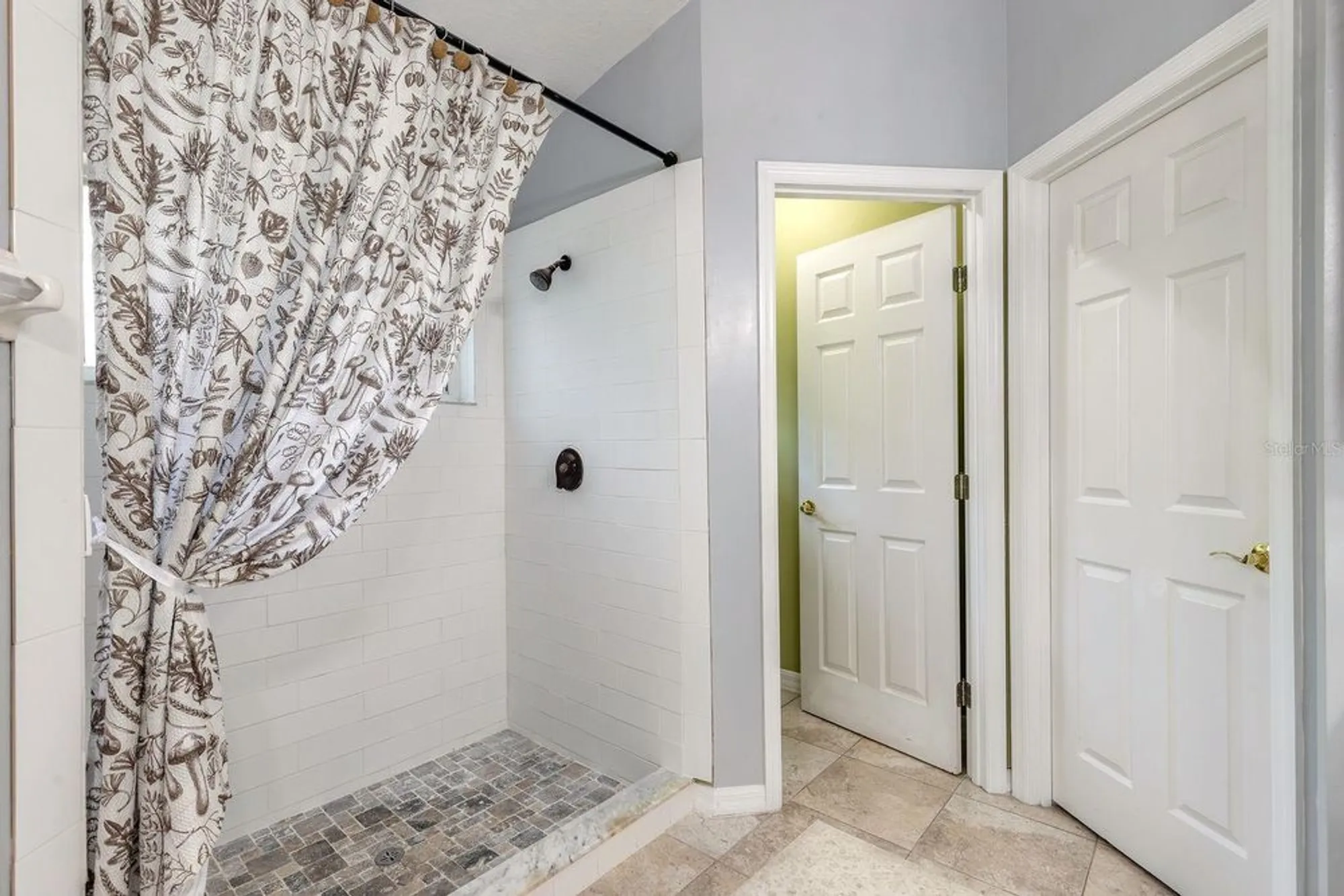 Property Slideshow image 29 of 44 | 920 brookridge ln, Ormond Beach, FL, 32174