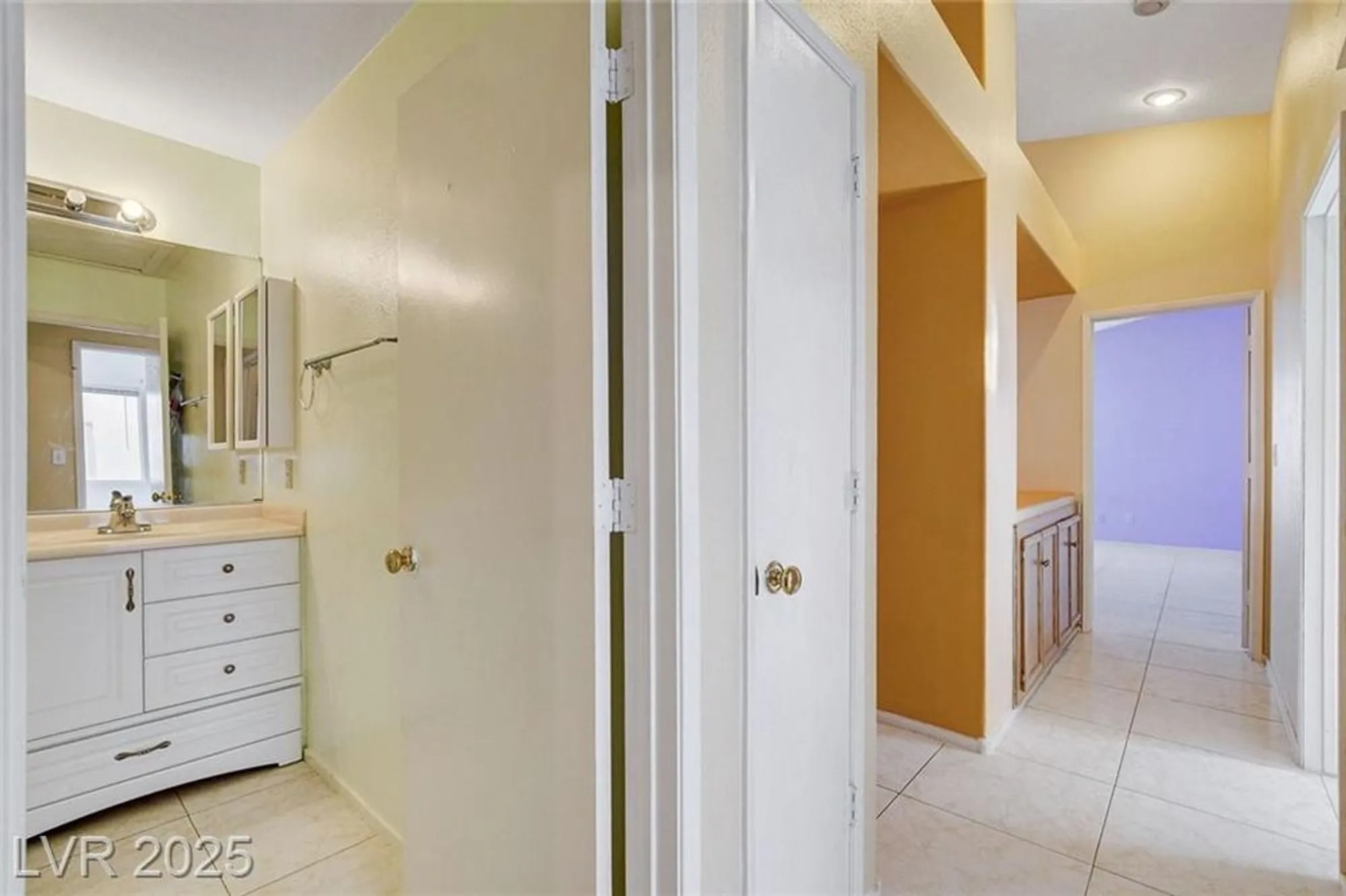 Property Slideshow image 33 of 40 | 5524 morningcross st, Las Vegas, NV, 89130
