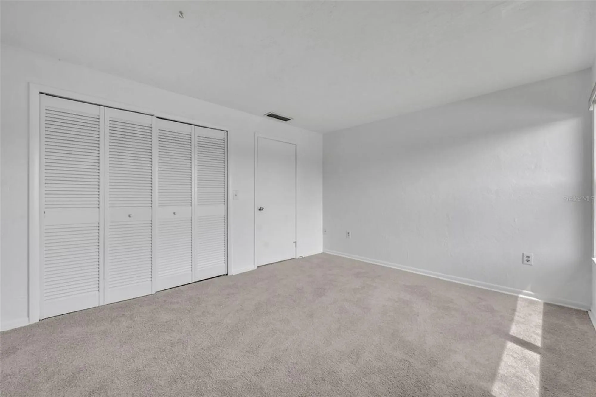 Property Slideshow image 21 of 43 | 19201 sandalwood dr # 19201, Wildwood, FL, 34785