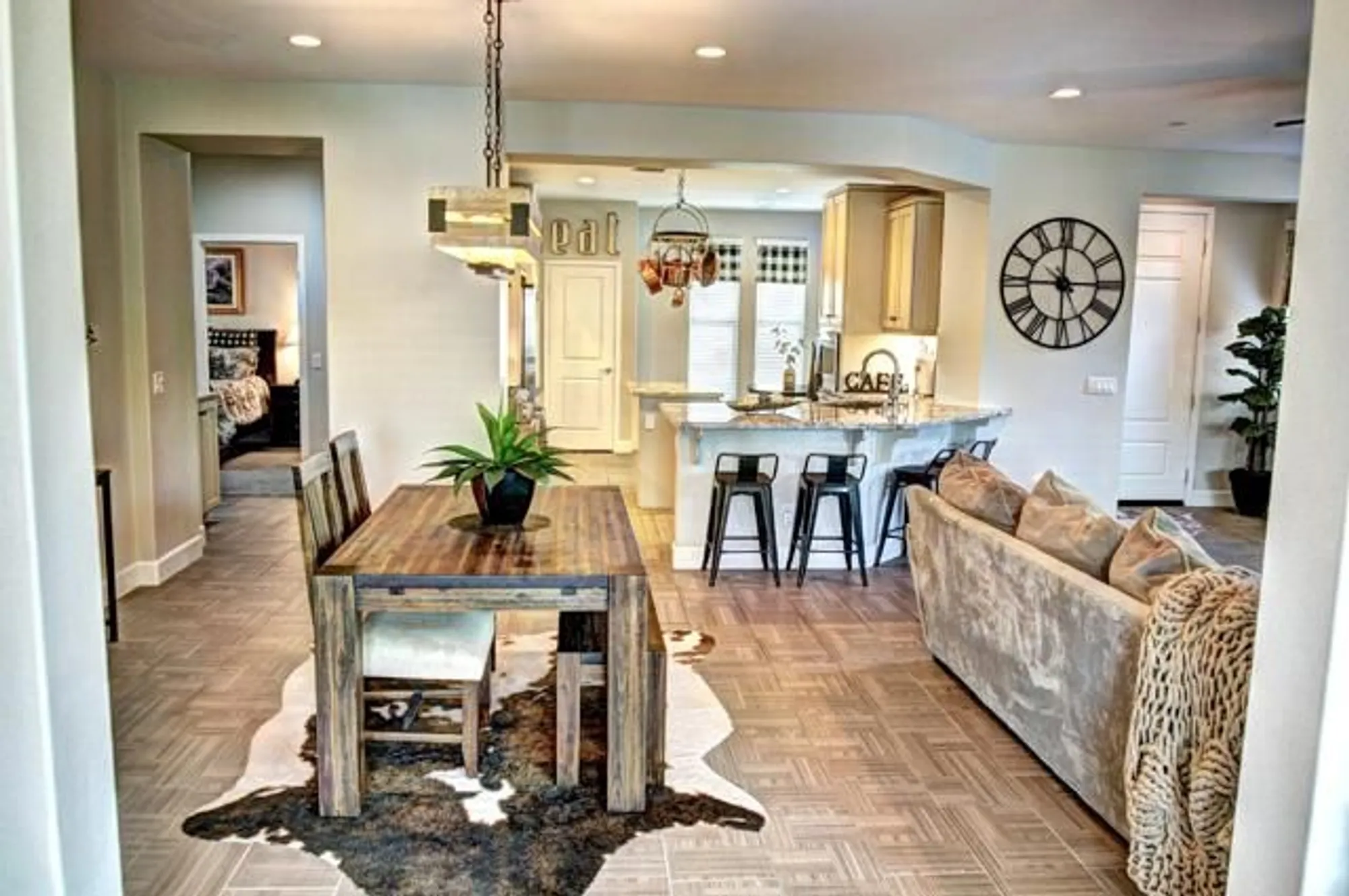 Property Slideshow image 16 of 41 | 51334 longmeadow st, Indio, CA, 92201