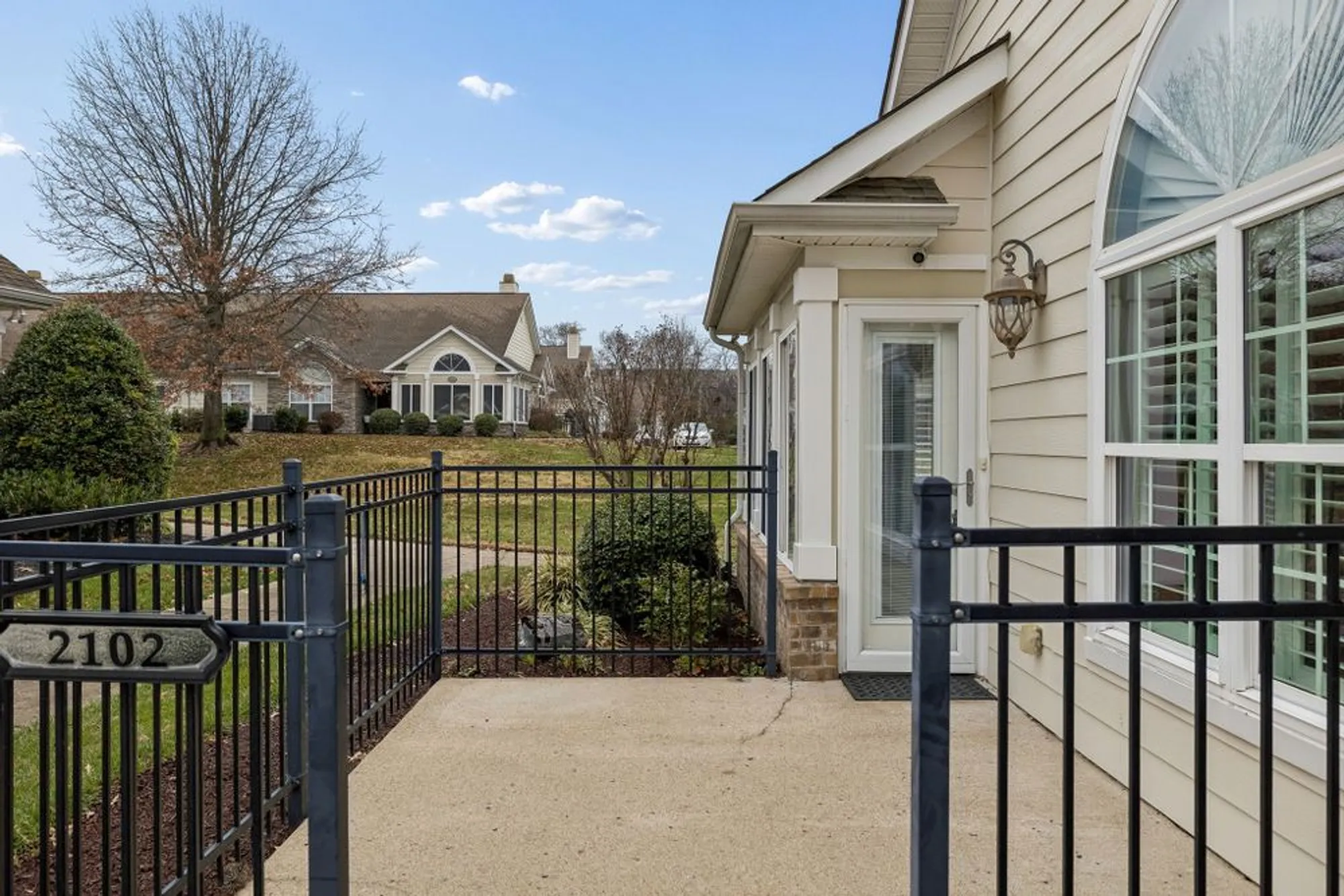 Property Slideshow image 35 of 39 | 825 s browns ln 2102, Gallatin, TN, 37066