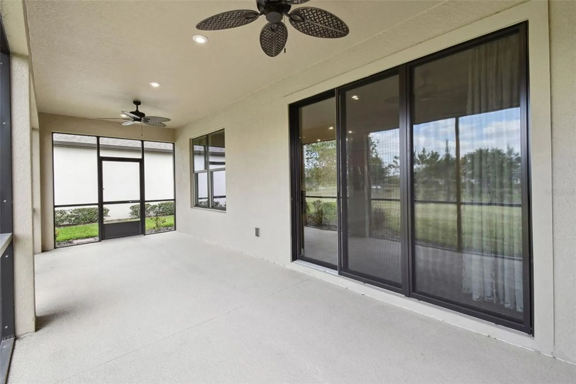 Property Slideshow image 33 of 53 | 204 bella cortina dr, Kissimmee, FL, 34759