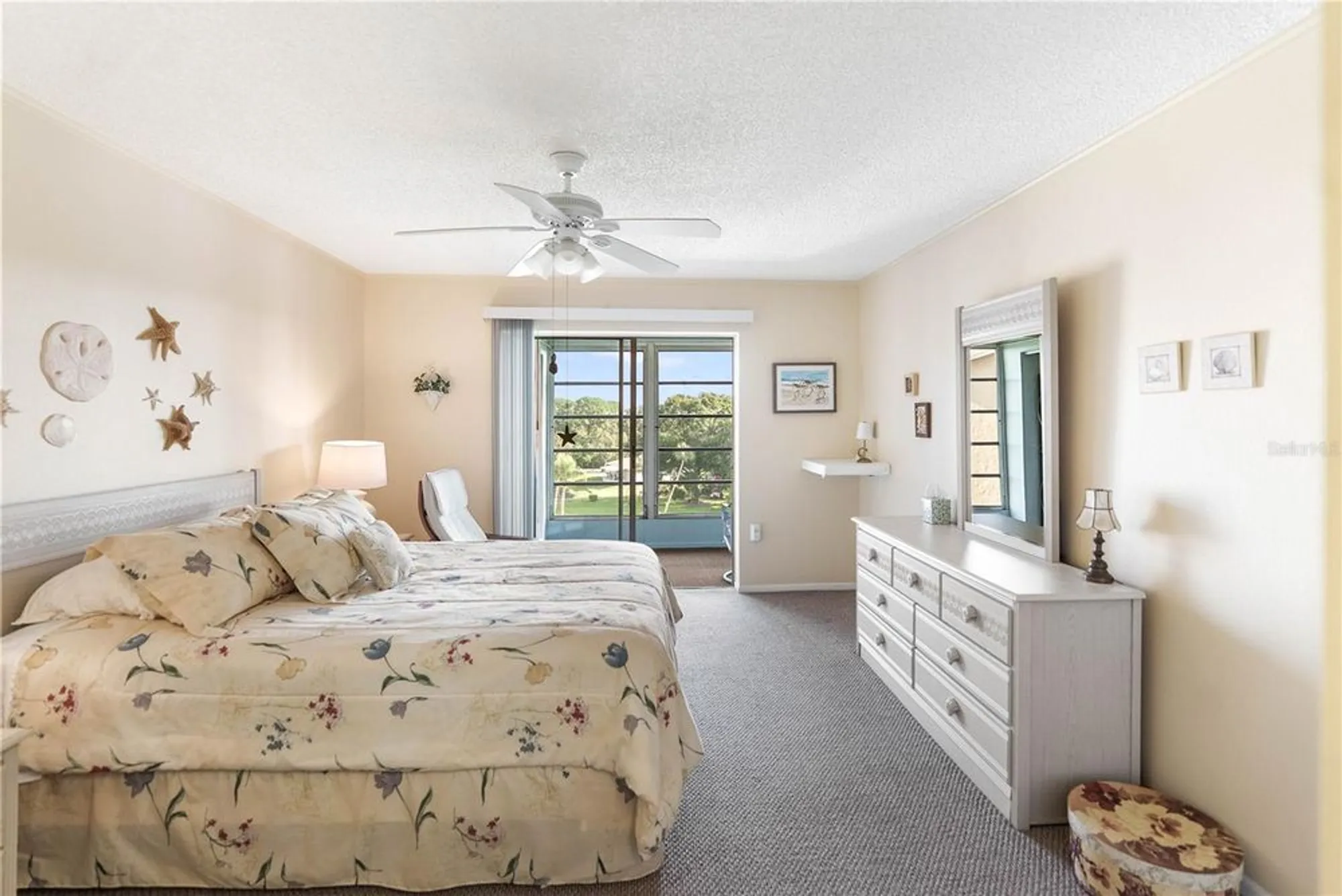 Property Slideshow image 22 of 49 | 3653 lake bayshore dr # j503, Bradenton, FL, 34205